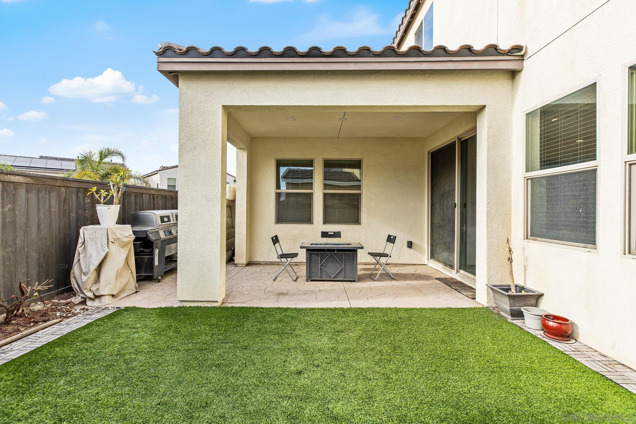 Detail Gallery Image 17 of 28 For 2018  Avenida Artana, Chula Vista,  CA 91913 - 4 Beds | 3 Baths