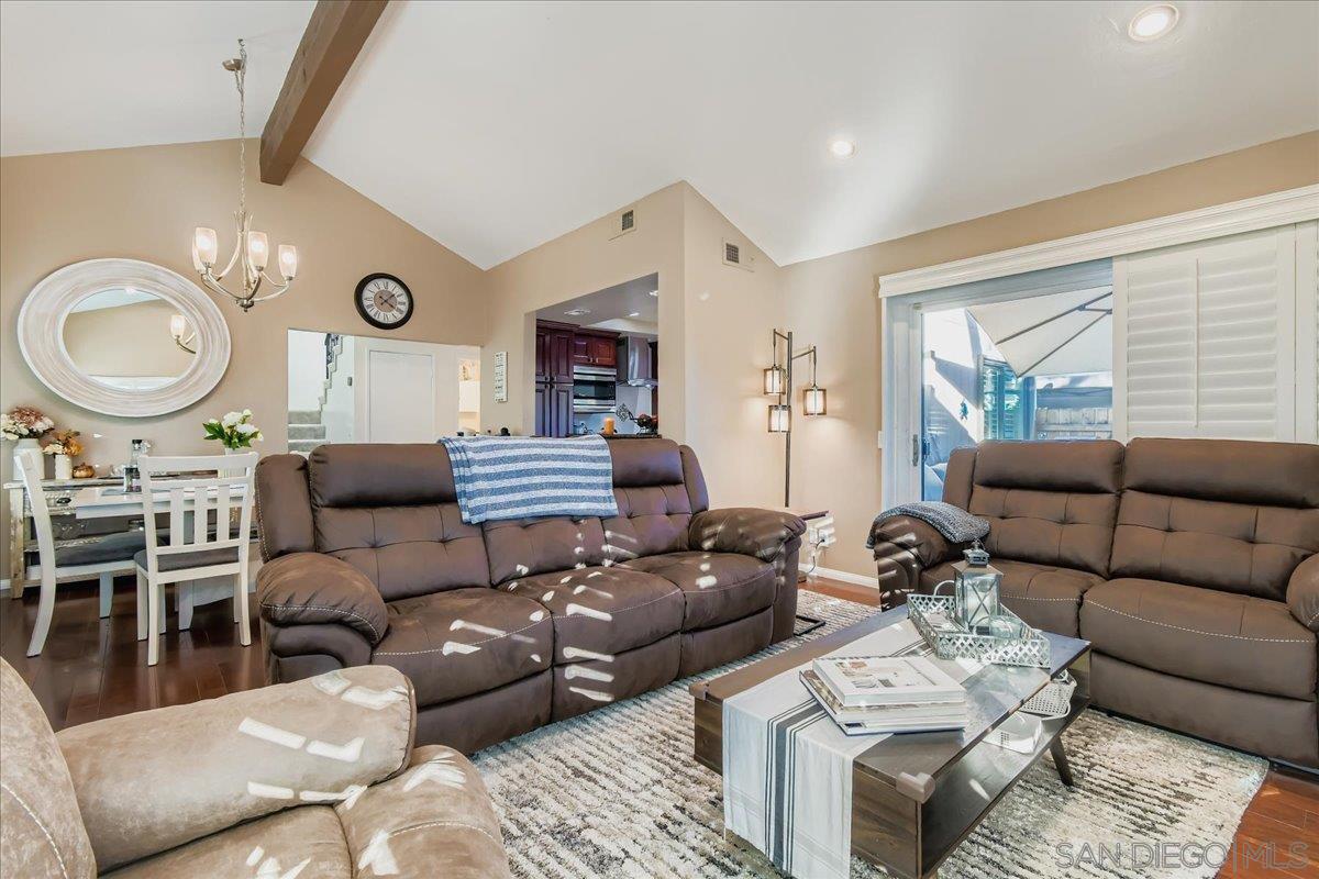 Detail Gallery Image 2 of 32 For 5450  Rebolla Lane, San Diego,  CA 92124 - 4 Beds | 2/1 Baths