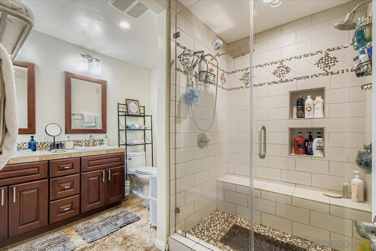 Detail Gallery Image 21 of 32 For 5450  Rebolla Lane, San Diego,  CA 92124 - 4 Beds | 2/1 Baths