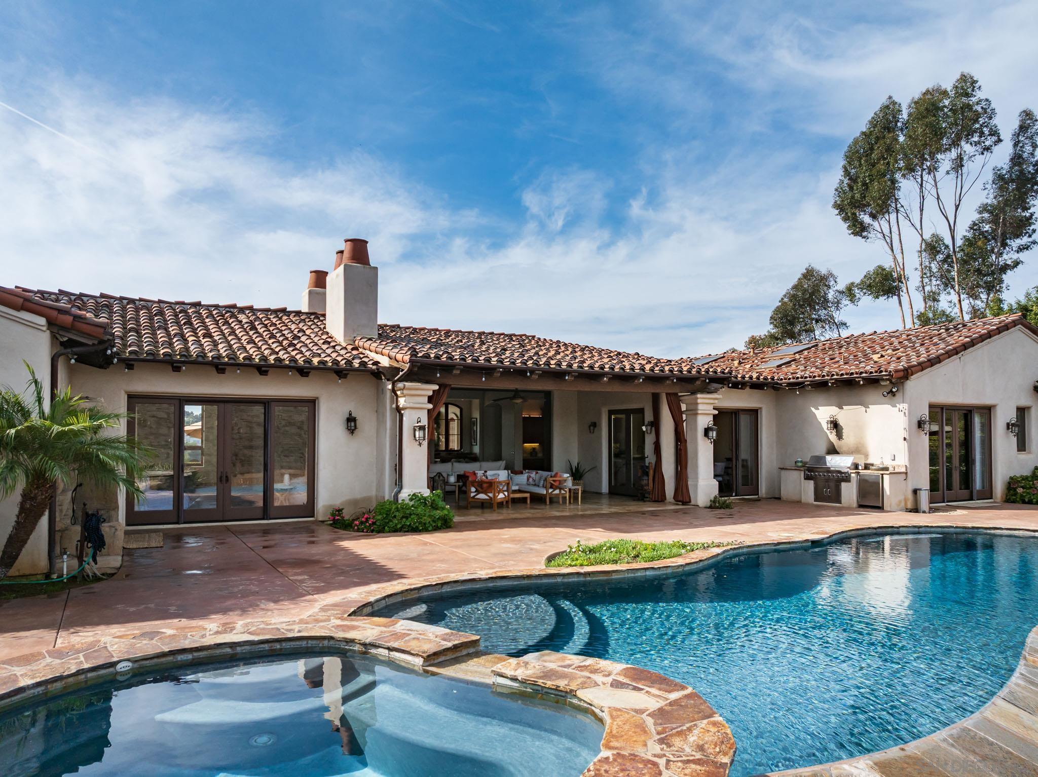 Detail Gallery Image 12 of 48 For 16531  Zumaque, Rancho Santa Fe,  CA 92067 - 4 Beds | 4/1 Baths