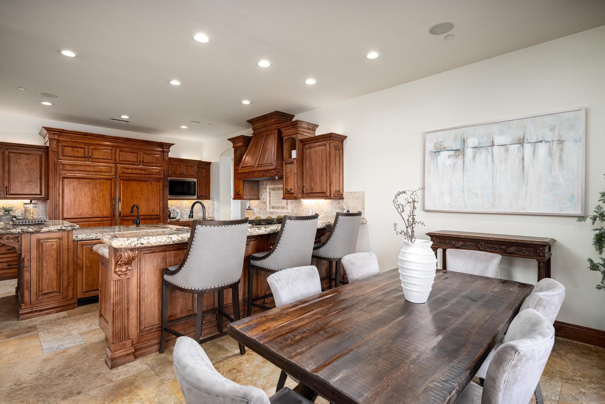 Detail Gallery Image 16 of 48 For 16531  Zumaque, Rancho Santa Fe,  CA 92067 - 4 Beds | 4/1 Baths