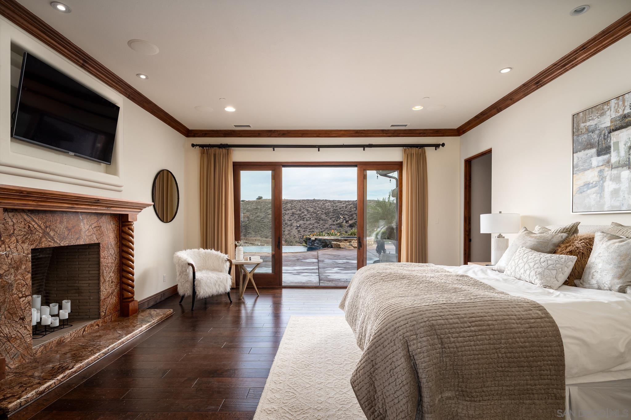 Detail Gallery Image 21 of 48 For 16531  Zumaque, Rancho Santa Fe,  CA 92067 - 4 Beds | 4/1 Baths