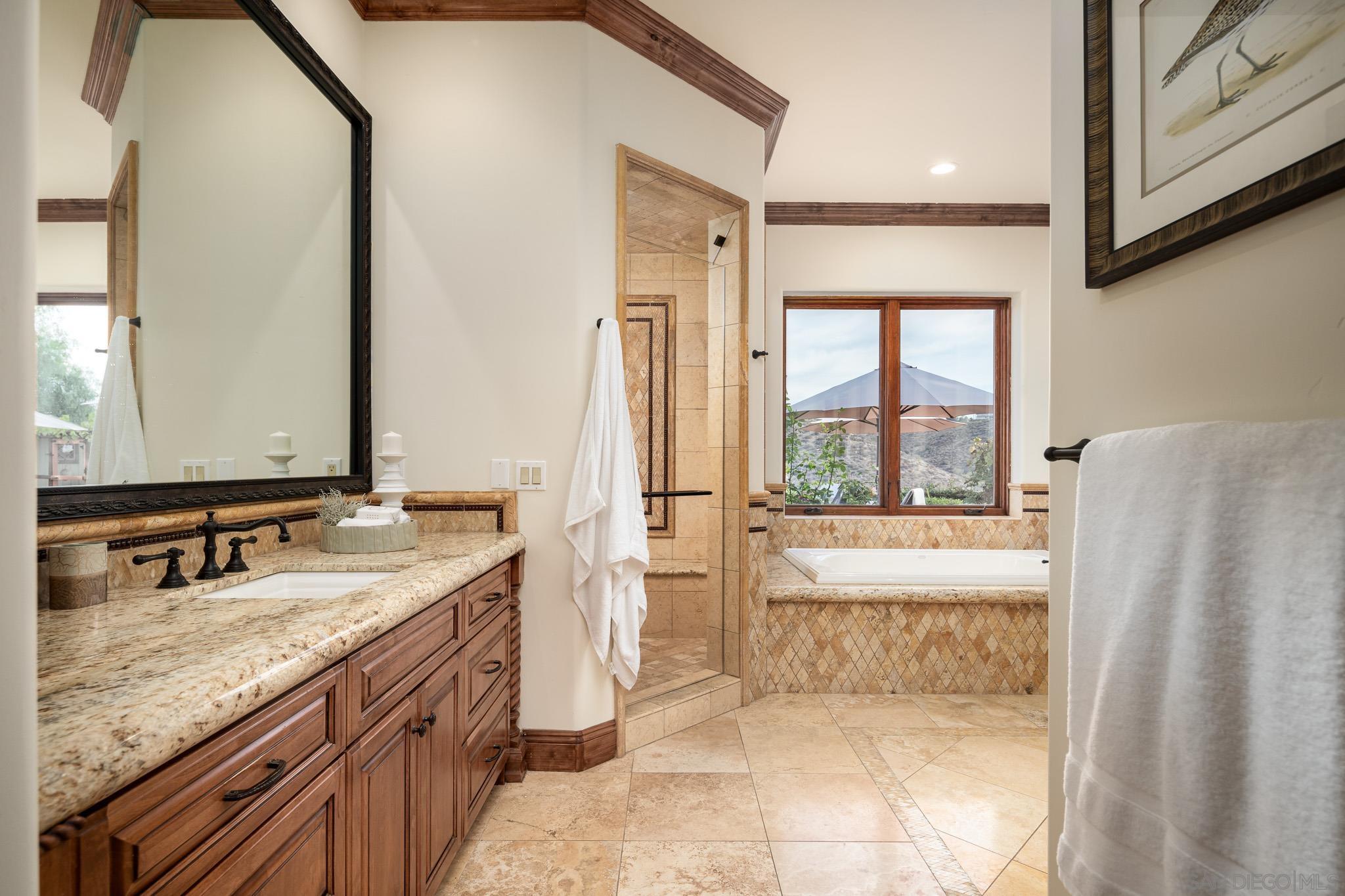 Detail Gallery Image 23 of 48 For 16531  Zumaque, Rancho Santa Fe,  CA 92067 - 4 Beds | 4/1 Baths