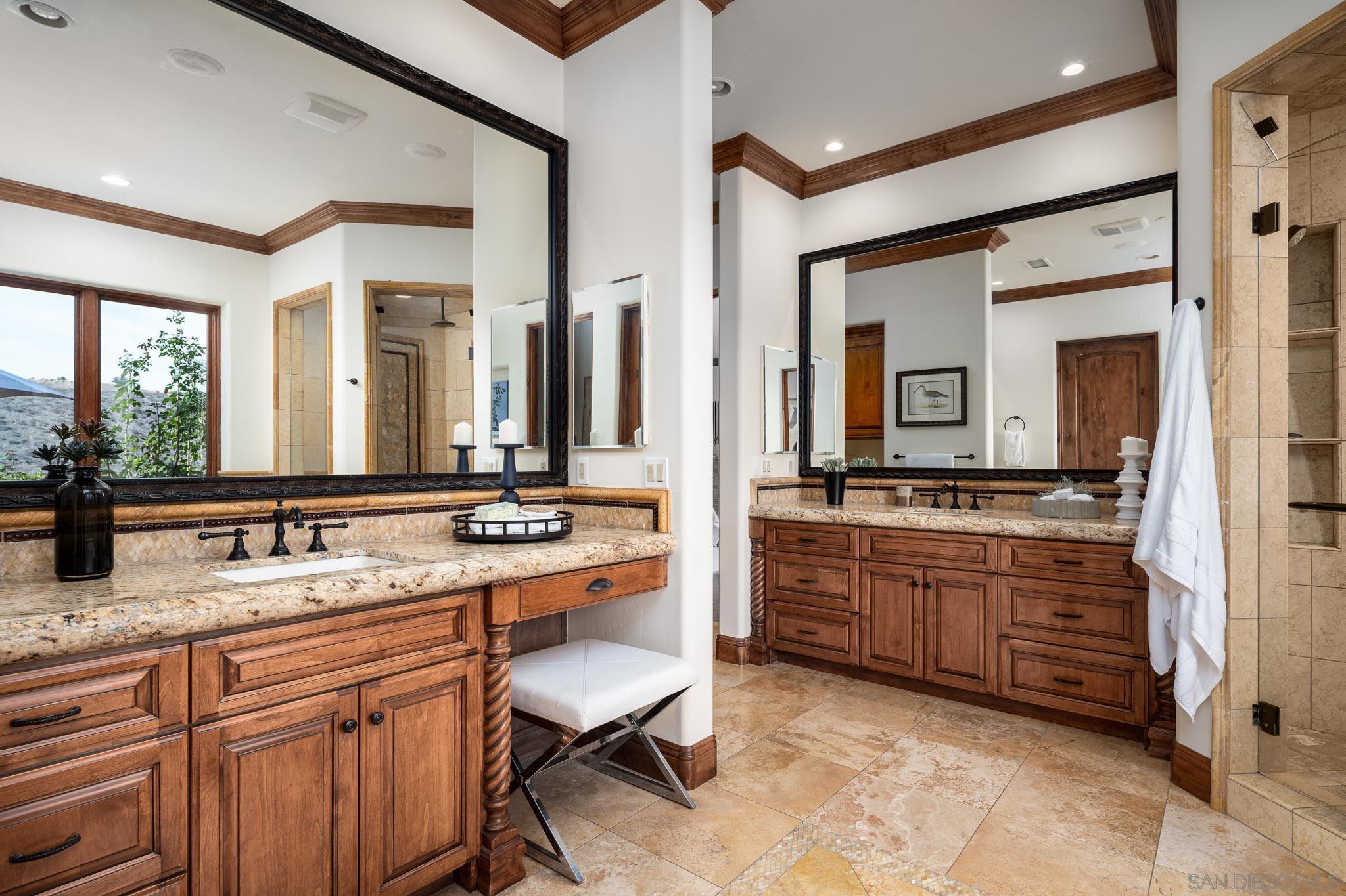 Detail Gallery Image 25 of 48 For 16531  Zumaque, Rancho Santa Fe,  CA 92067 - 4 Beds | 4/1 Baths