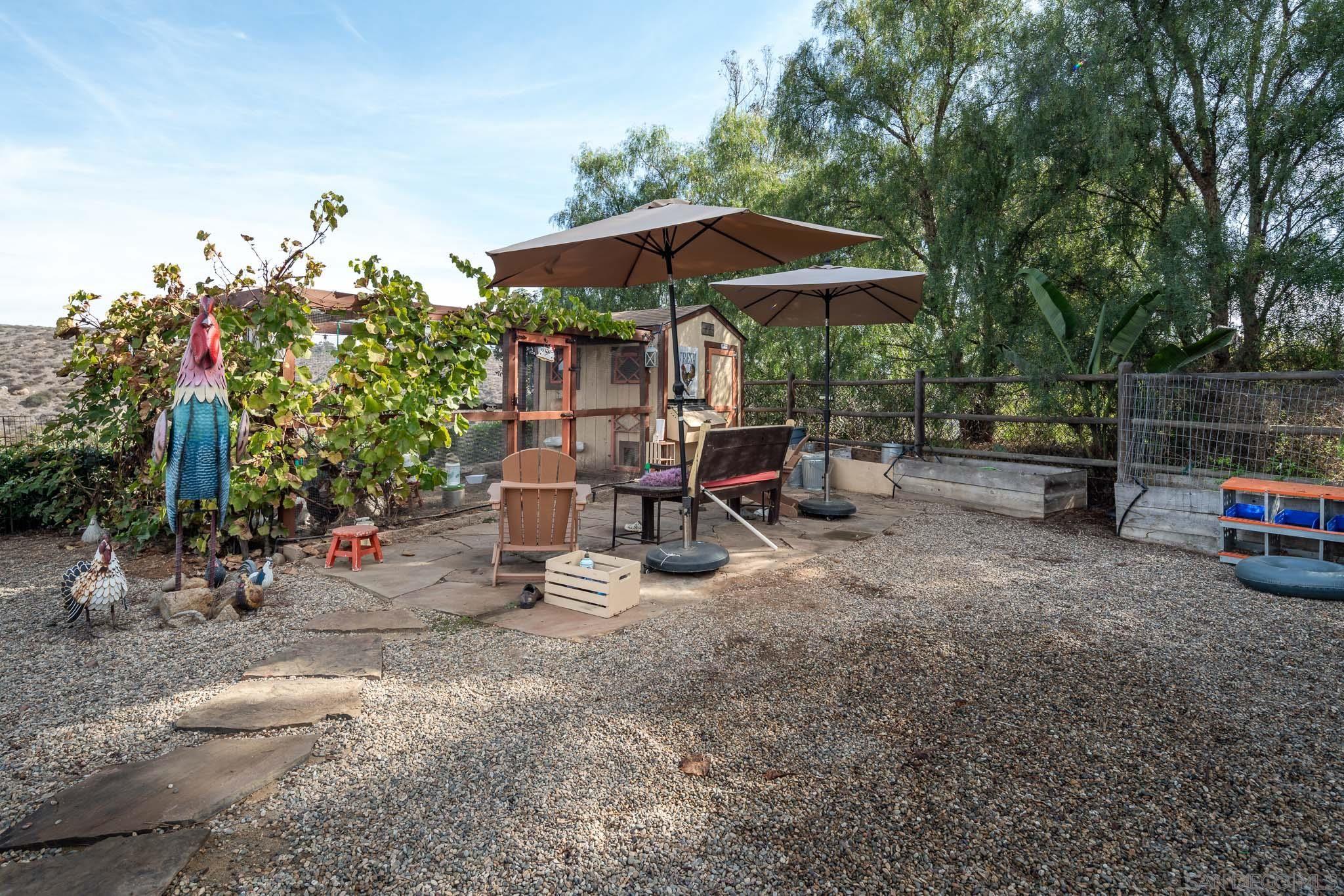 Detail Gallery Image 40 of 48 For 16531  Zumaque, Rancho Santa Fe,  CA 92067 - 4 Beds | 4/1 Baths