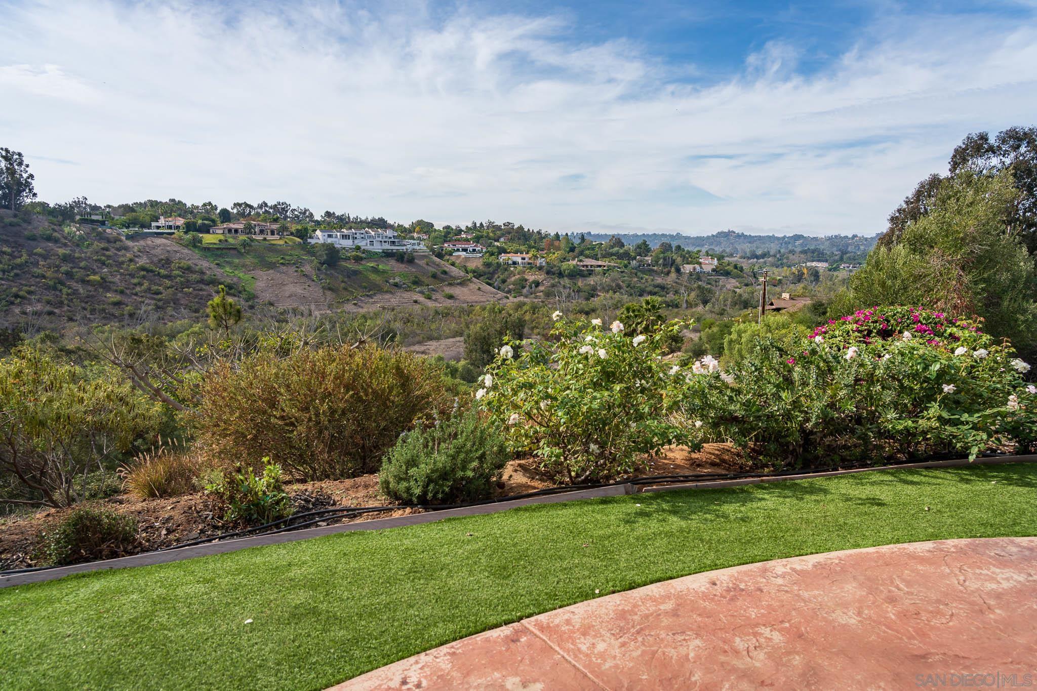 Detail Gallery Image 42 of 48 For 16531  Zumaque, Rancho Santa Fe,  CA 92067 - 4 Beds | 4/1 Baths