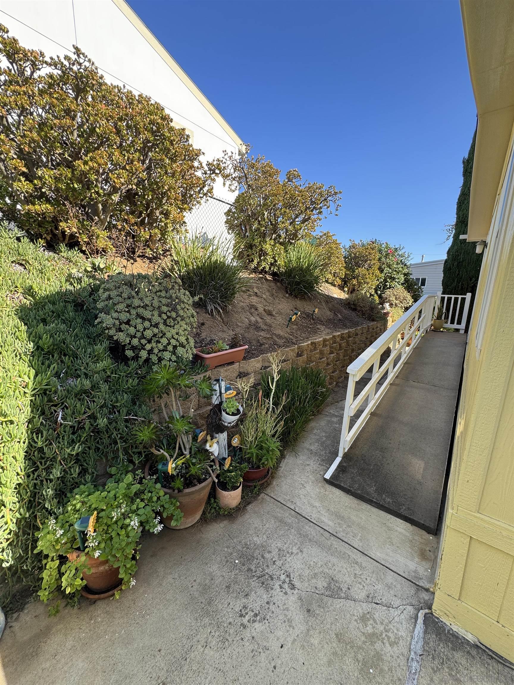 Detail Gallery Image 34 of 39 For 12250  Vista Del Cajon Rd.  #25,  El Cajon,  CA 92021 - 2 Beds | 2 Baths