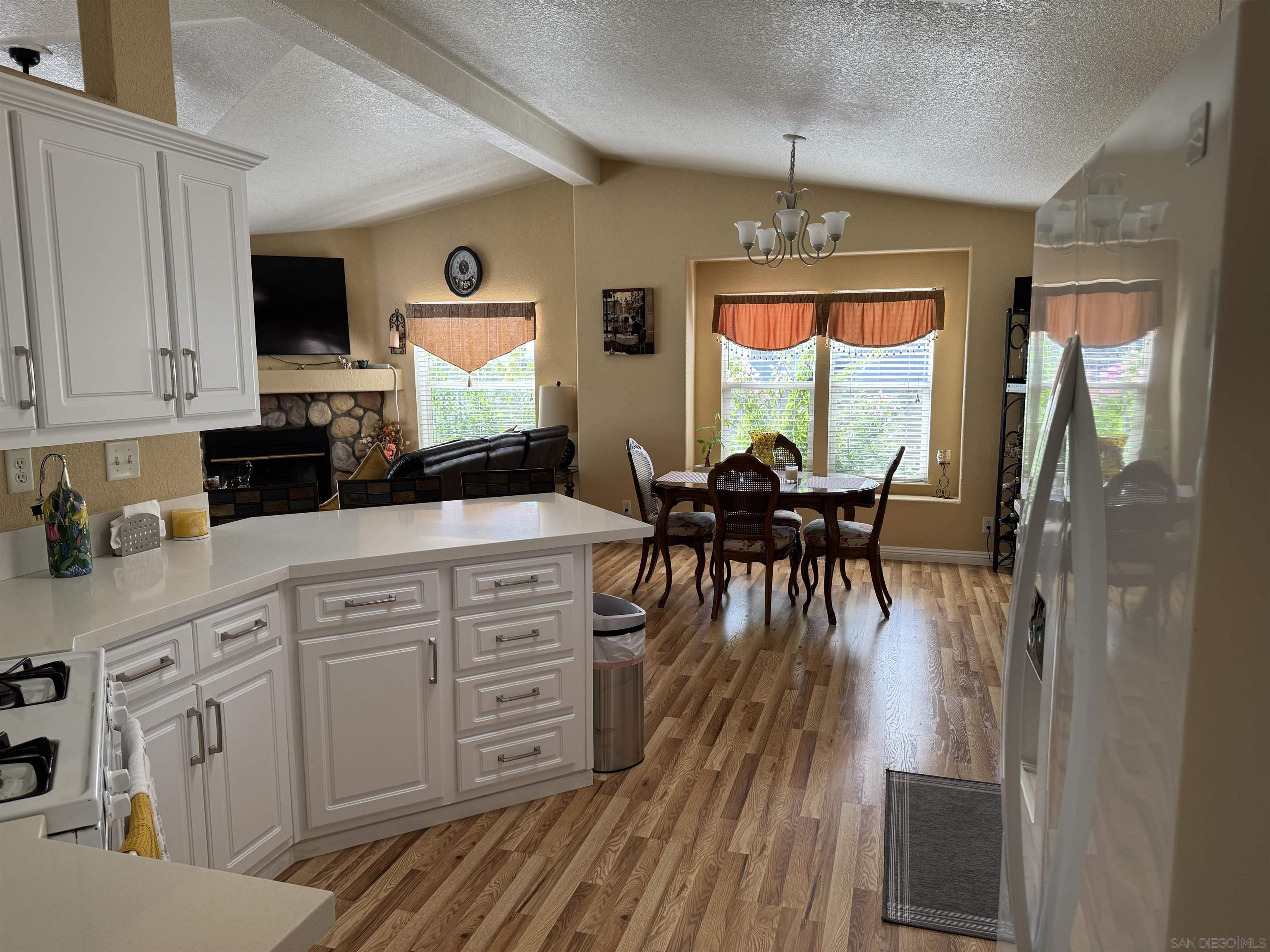 Detail Gallery Image 9 of 39 For 12250  Vista Del Cajon Rd.  #25,  El Cajon,  CA 92021 - 2 Beds | 2 Baths