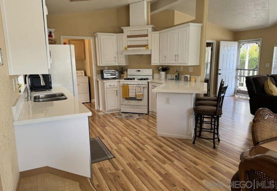 Detail Gallery Image 10 of 39 For 12250  Vista Del Cajon Rd.  #25,  El Cajon,  CA 92021 - 2 Beds | 2 Baths