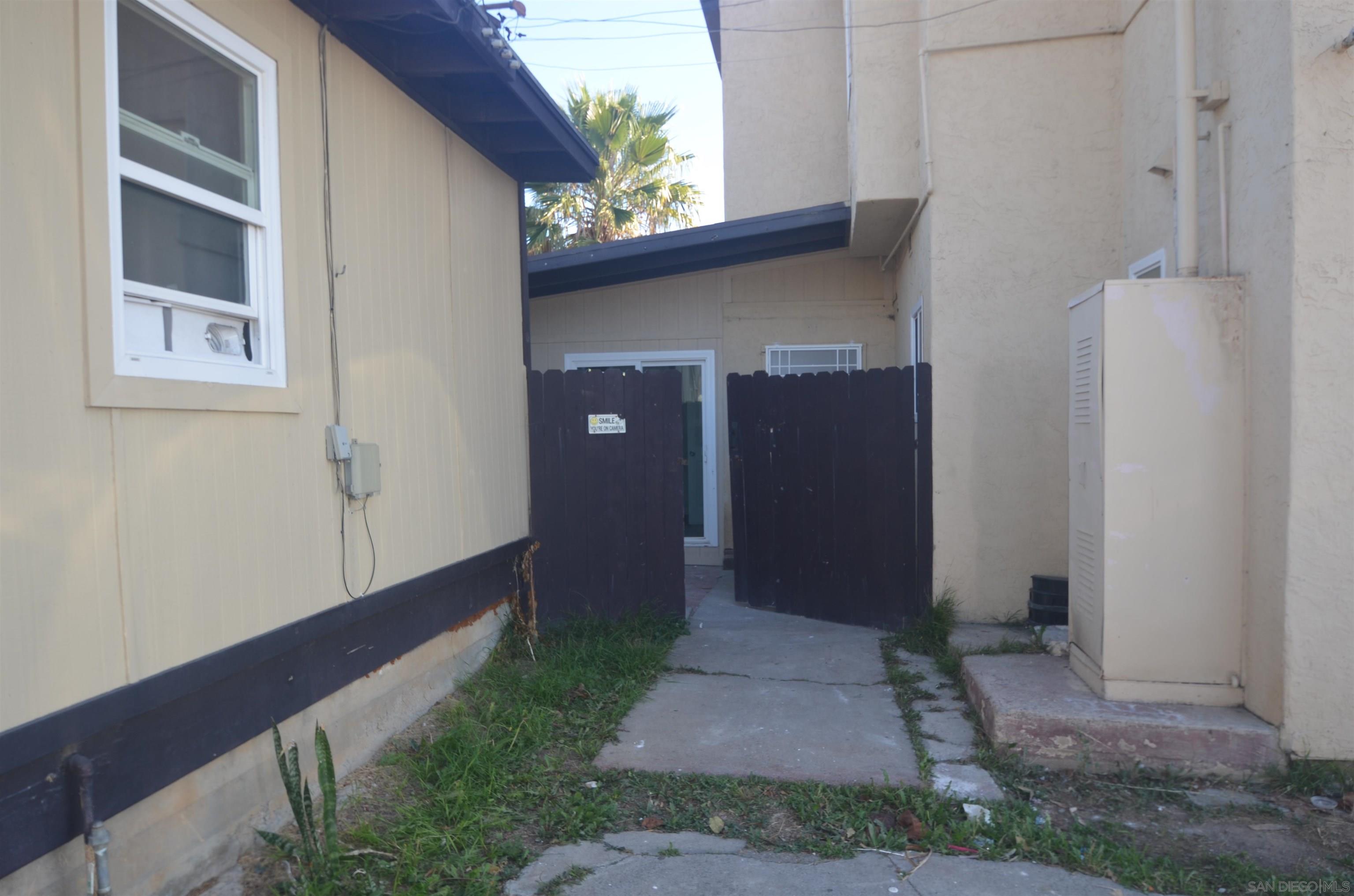 Detail Gallery Image 18 of 18 For 625  Palm Ave  8, National City,  CA 91950 - 3 Beds | 1 Baths