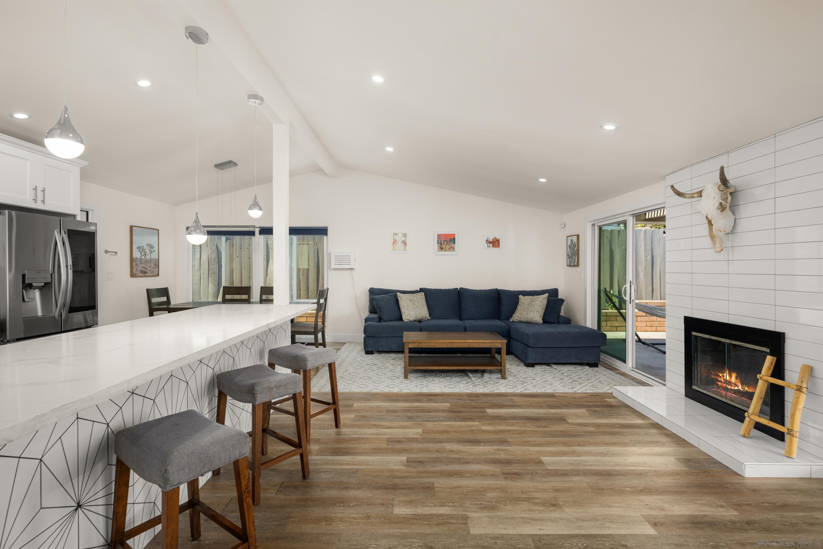 Detail Gallery Image 11 of 21 For 3451  Lockwood Dr, San Diego,  CA 92123 - 3 Beds | 2 Baths