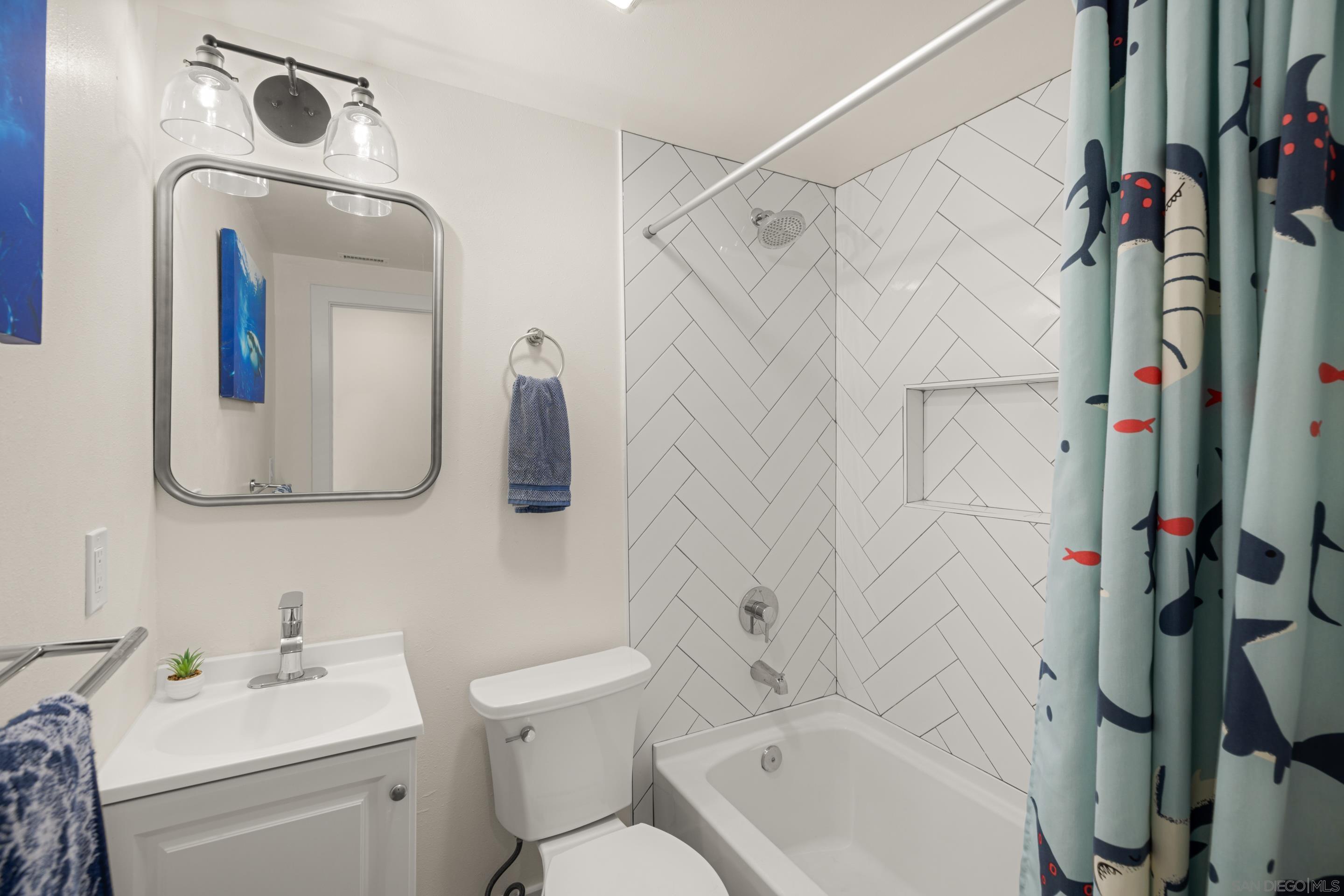 Detail Gallery Image 18 of 21 For 3451  Lockwood Dr, San Diego,  CA 92123 - 3 Beds | 2 Baths