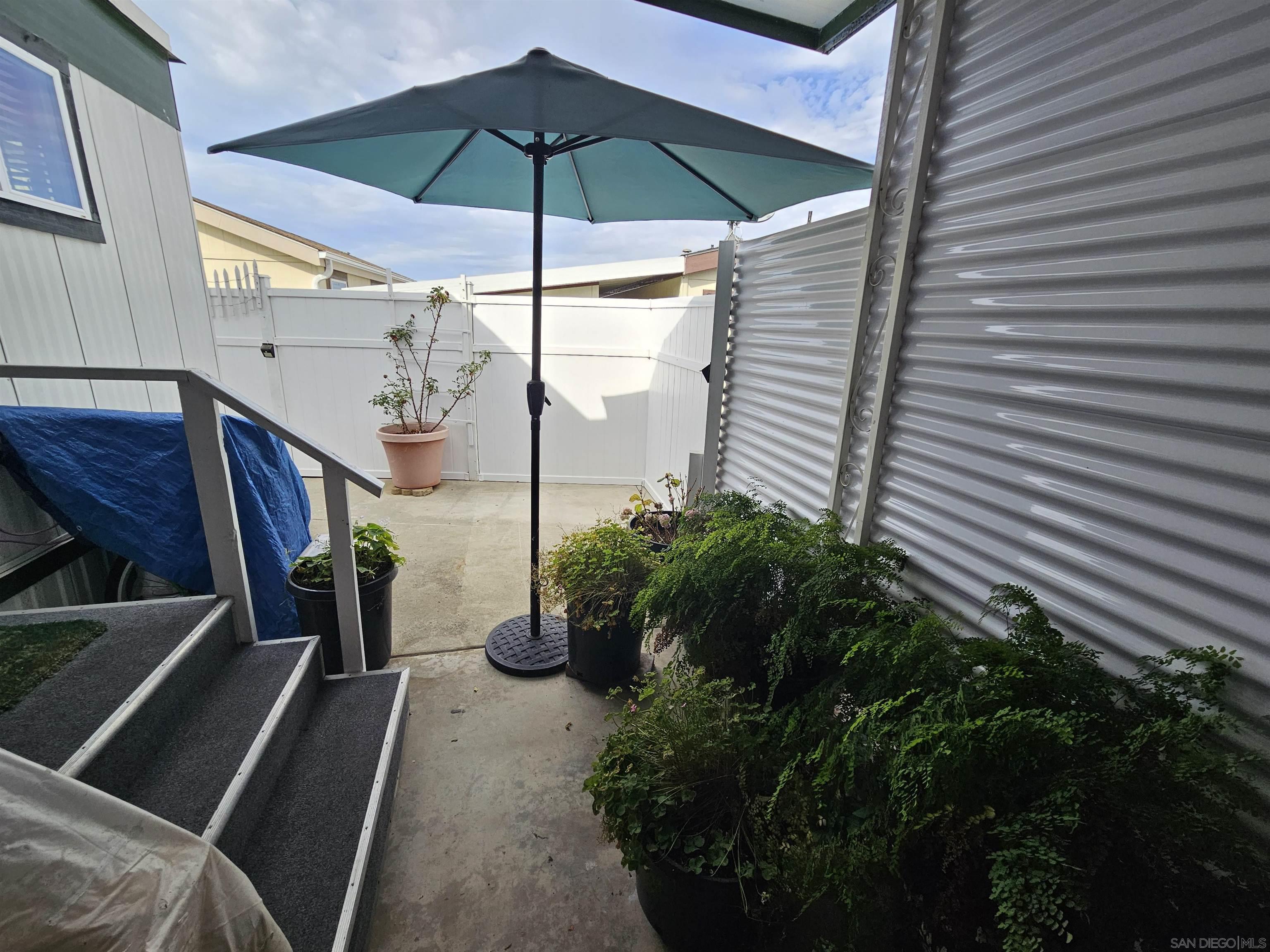 Detail Gallery Image 19 of 21 For 61  Hummingbird Ln, Oceanside,  CA 92057 - 2 Beds | 1 Baths