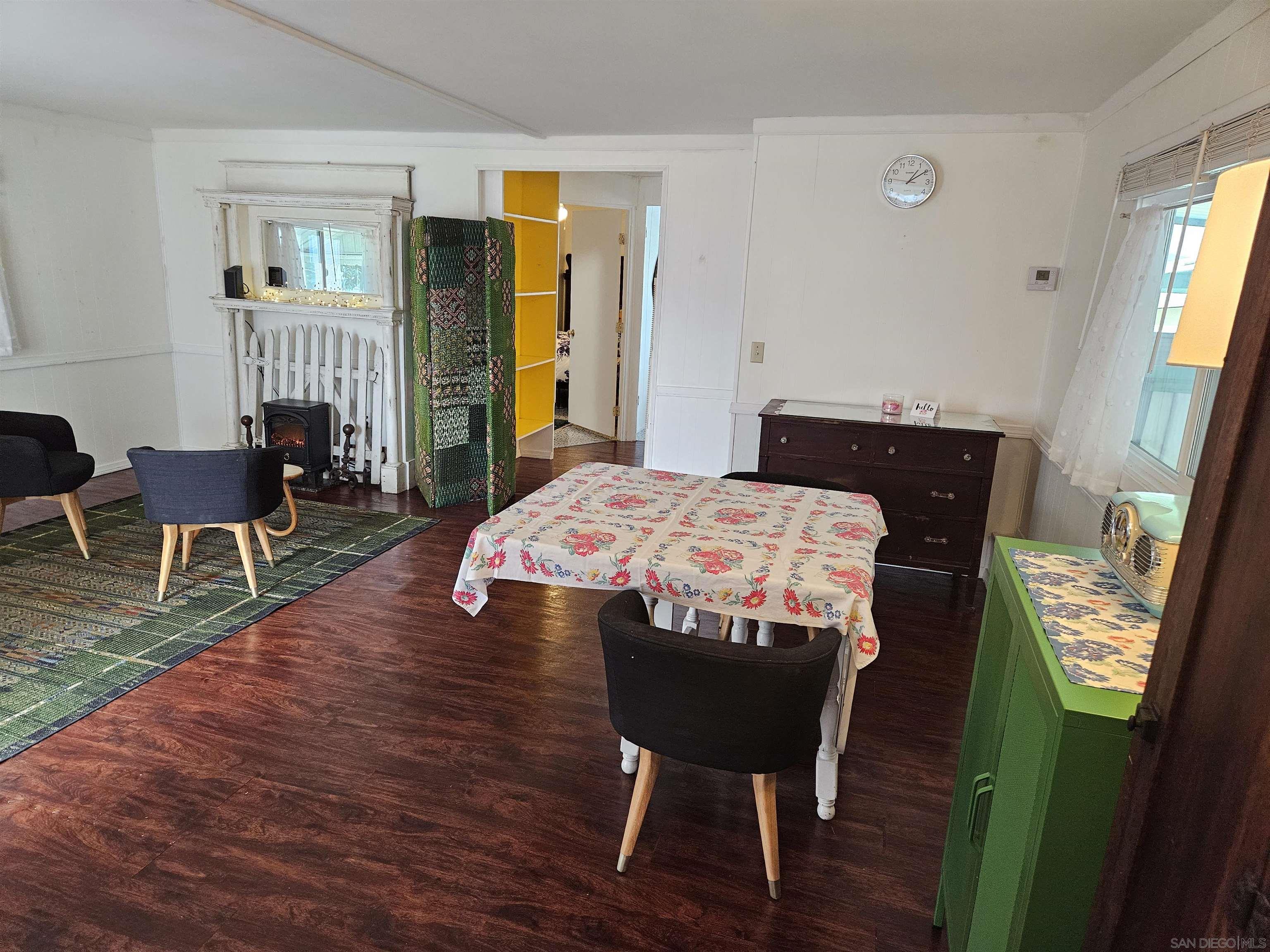 Detail Gallery Image 7 of 21 For 61  Hummingbird Ln, Oceanside,  CA 92057 - 2 Beds | 1 Baths