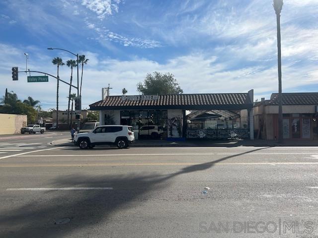 Detail Gallery Image 6 of 8 For 651-53  E. Valley Packway, Escondido,  CA 92025 - – Beds | – Baths