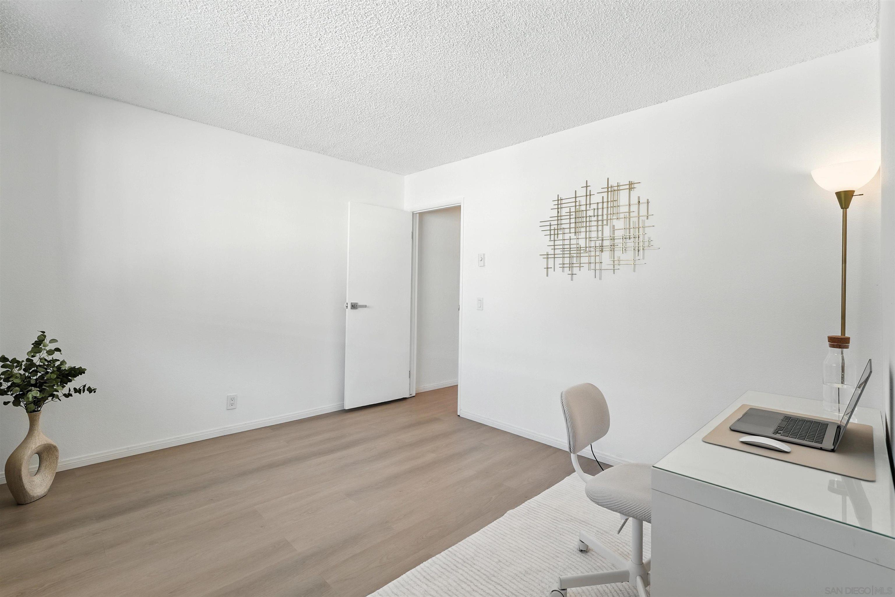 Detail Gallery Image 14 of 17 For 6929  Park Mesa Way  #126,  San Diego,  CA 92111 - 2 Beds | 1/1 Baths