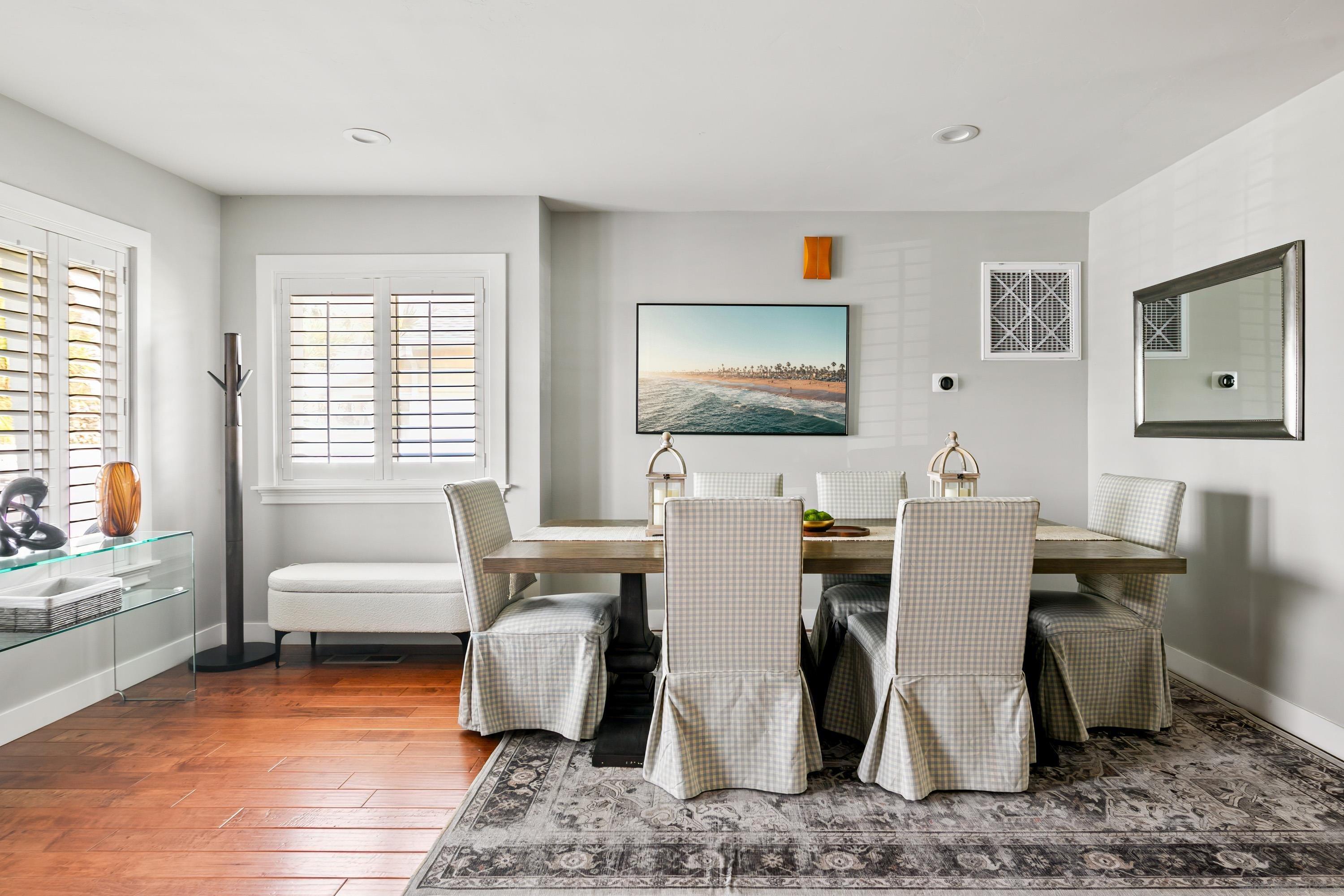 Detail Gallery Image 10 of 22 For 1865  Mission Cliff Drive, San Diego,  CA 92116 - 3 Beds | 2 Baths