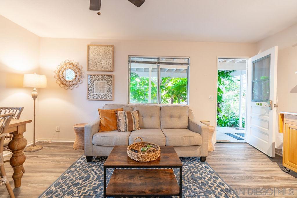 Front Image Thumbnail for SD250043984