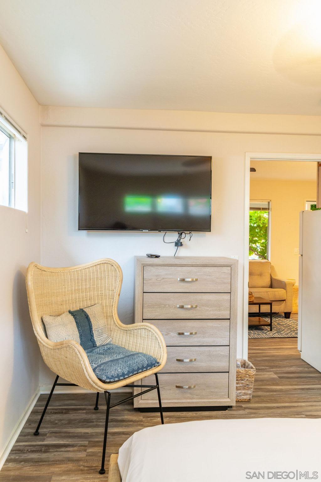 Detail Gallery Image 28 of 35 For 7377  Eads Ave  1, La Jolla,  CA 92037 - 1 Beds | 1 Baths