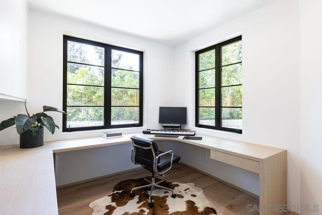 Detail Gallery Image 22 of 42 For 4874  Sun Valley Rd, Del Mar,  CA 92014 - 4 Beds | 4/1 Baths