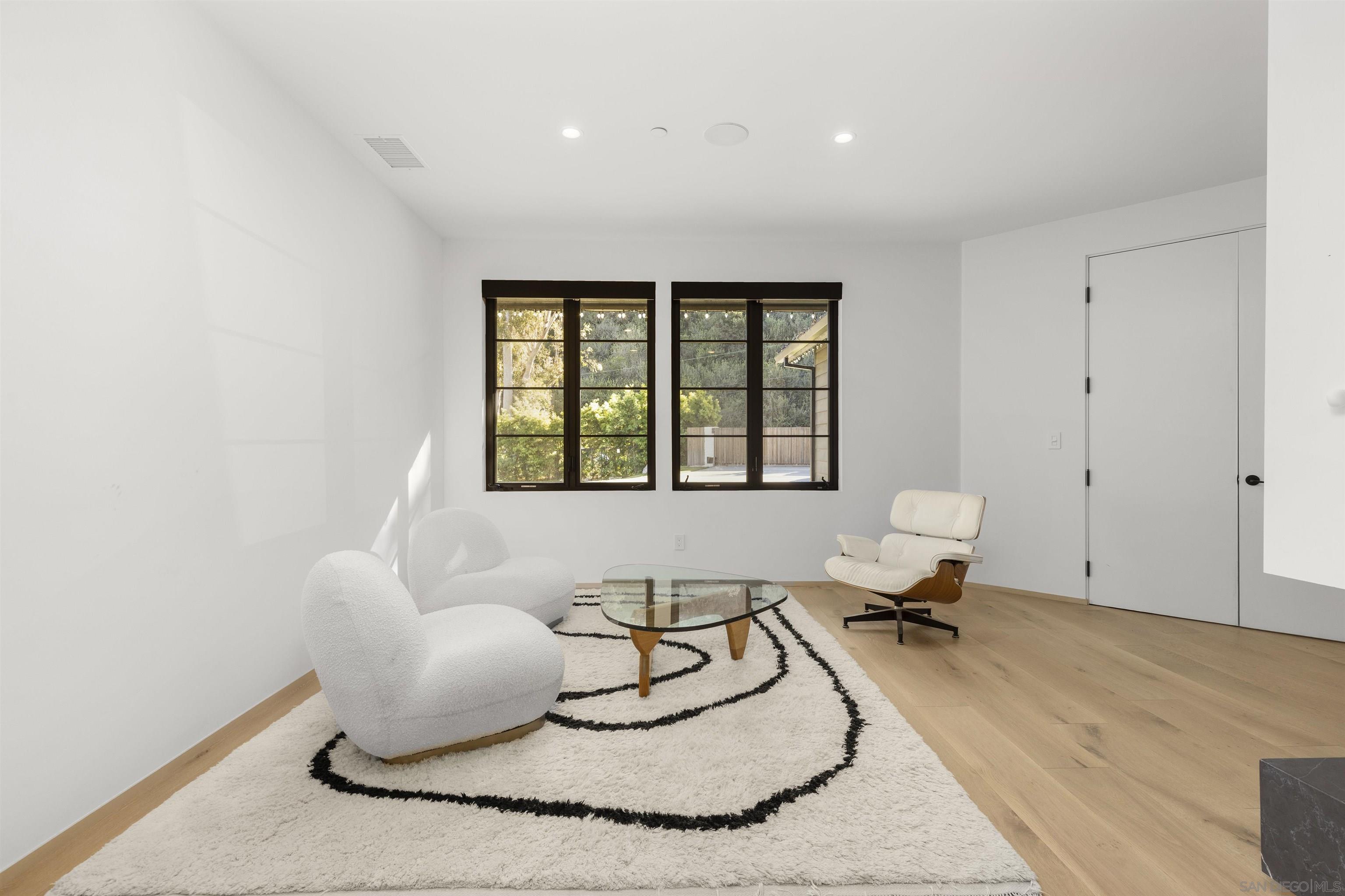 Detail Gallery Image 25 of 42 For 4874  Sun Valley Rd, Del Mar,  CA 92014 - 4 Beds | 4/1 Baths