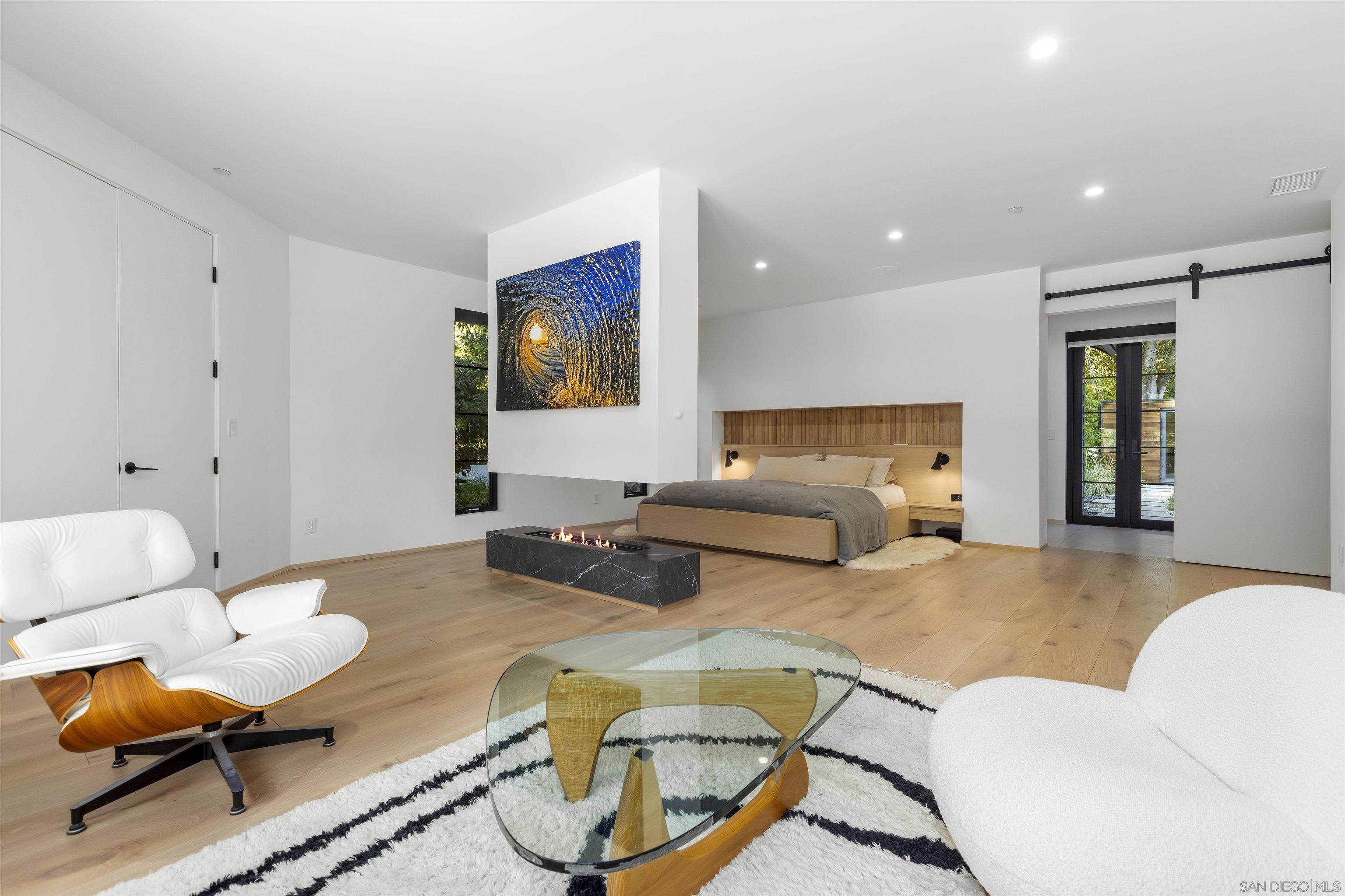 Detail Gallery Image 6 of 42 For 4874  Sun Valley Rd, Del Mar,  CA 92014 - 4 Beds | 4/1 Baths