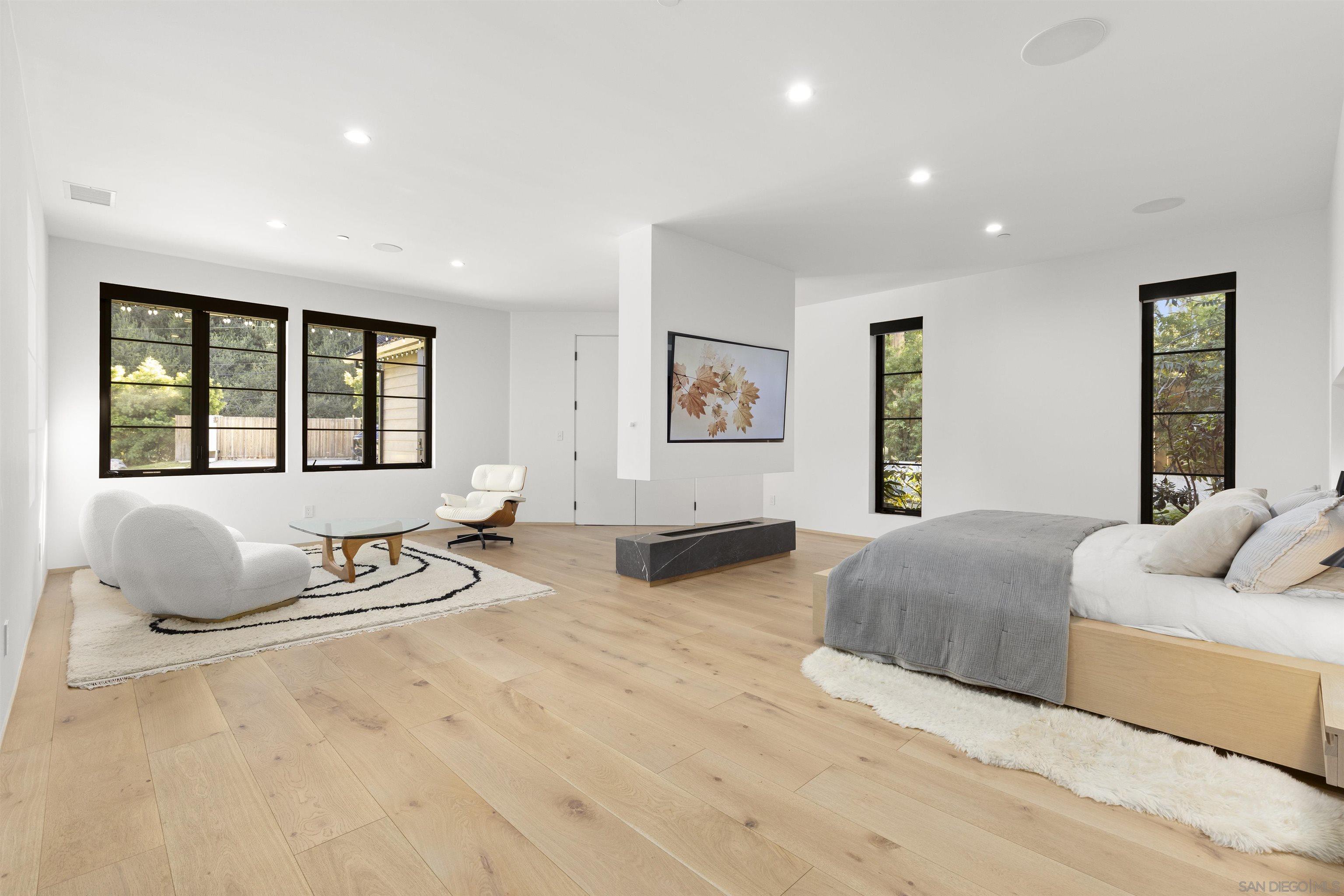 Detail Gallery Image 7 of 42 For 4874  Sun Valley Rd, Del Mar,  CA 92014 - 4 Beds | 4/1 Baths