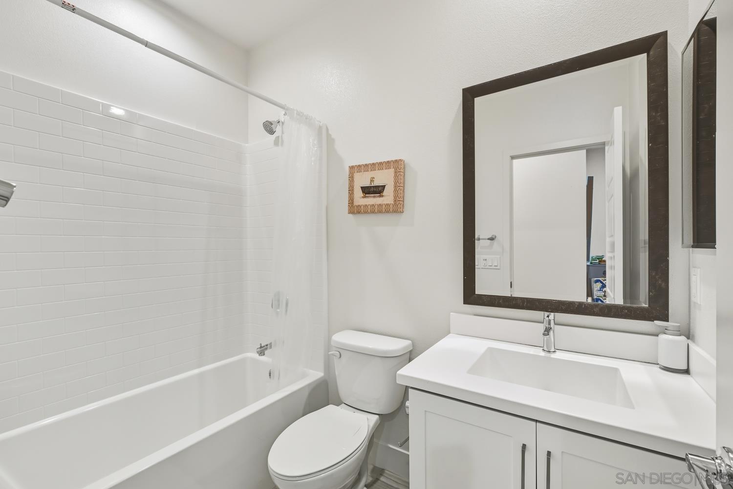 Detail Gallery Image 17 of 20 For 2225  Element Way  #2,  Chula Vista,  CA 91915 - 3 Beds | 2/1 Baths