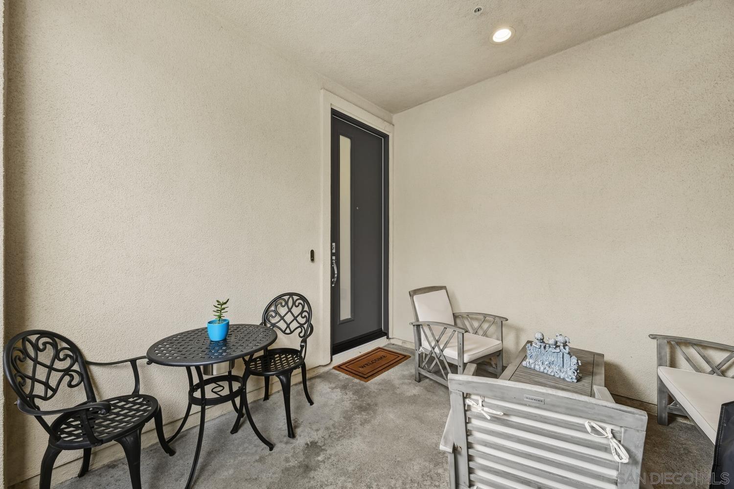 Detail Gallery Image 18 of 20 For 2225  Element Way  #2,  Chula Vista,  CA 91915 - 3 Beds | 2/1 Baths