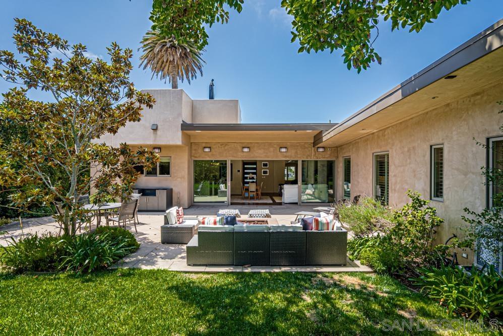 Detail Gallery Image 31 of 45 For 7967  Paseo Del Ocaso, La Jolla,  CA 92037 - 3 Beds | 2/1 Baths