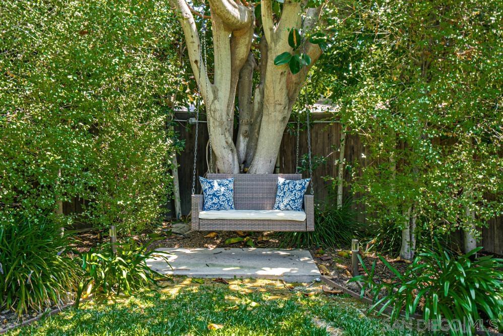 Detail Gallery Image 34 of 45 For 7967  Paseo Del Ocaso, La Jolla,  CA 92037 - 3 Beds | 2/1 Baths