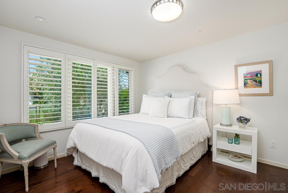 Detail Gallery Image 10 of 45 For 7967  Paseo Del Ocaso, La Jolla,  CA 92037 - 3 Beds | 2/1 Baths