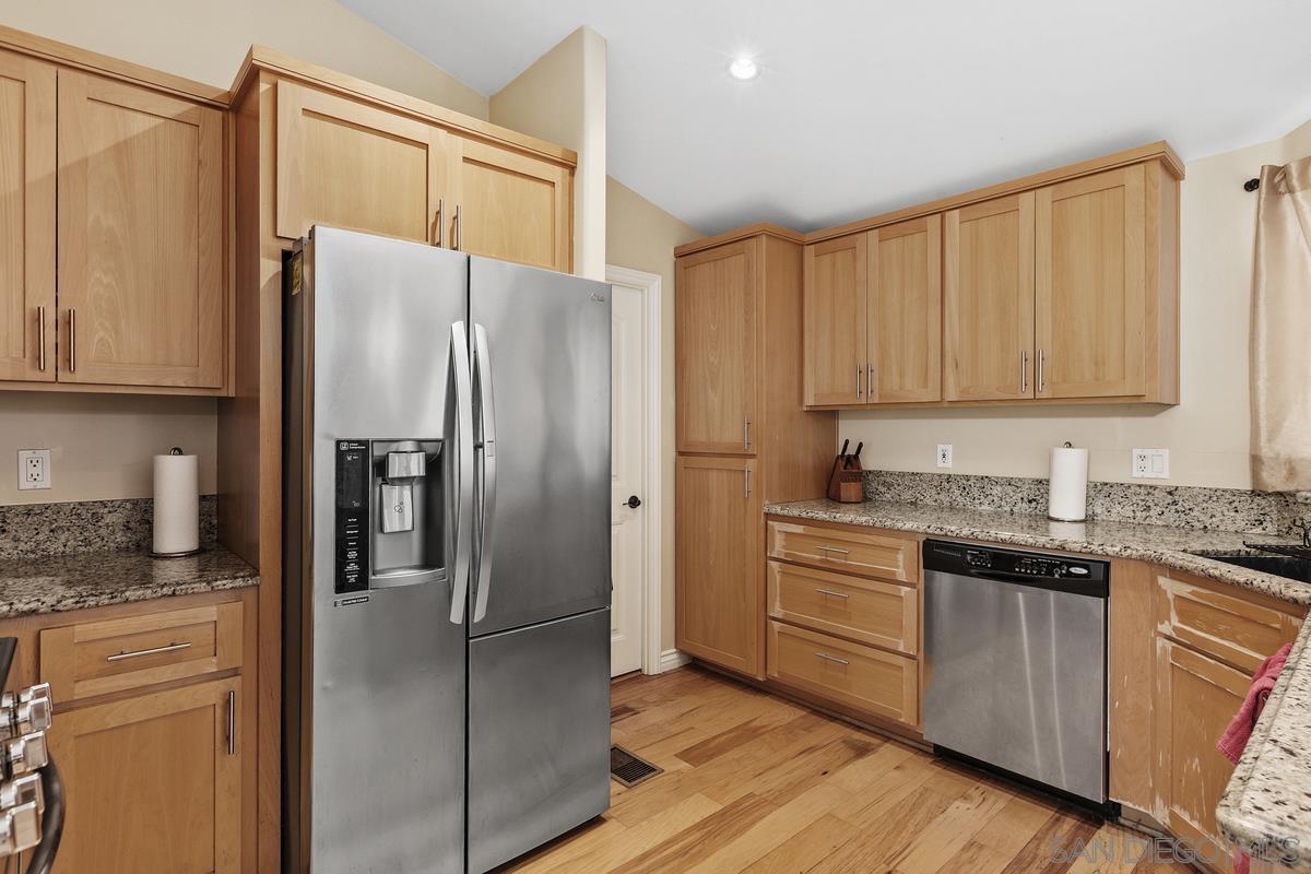 Detail Gallery Image 5 of 25 For 3691  Gracia Paseo, Spring Valley,  CA 91977 - 3 Beds | 2 Baths