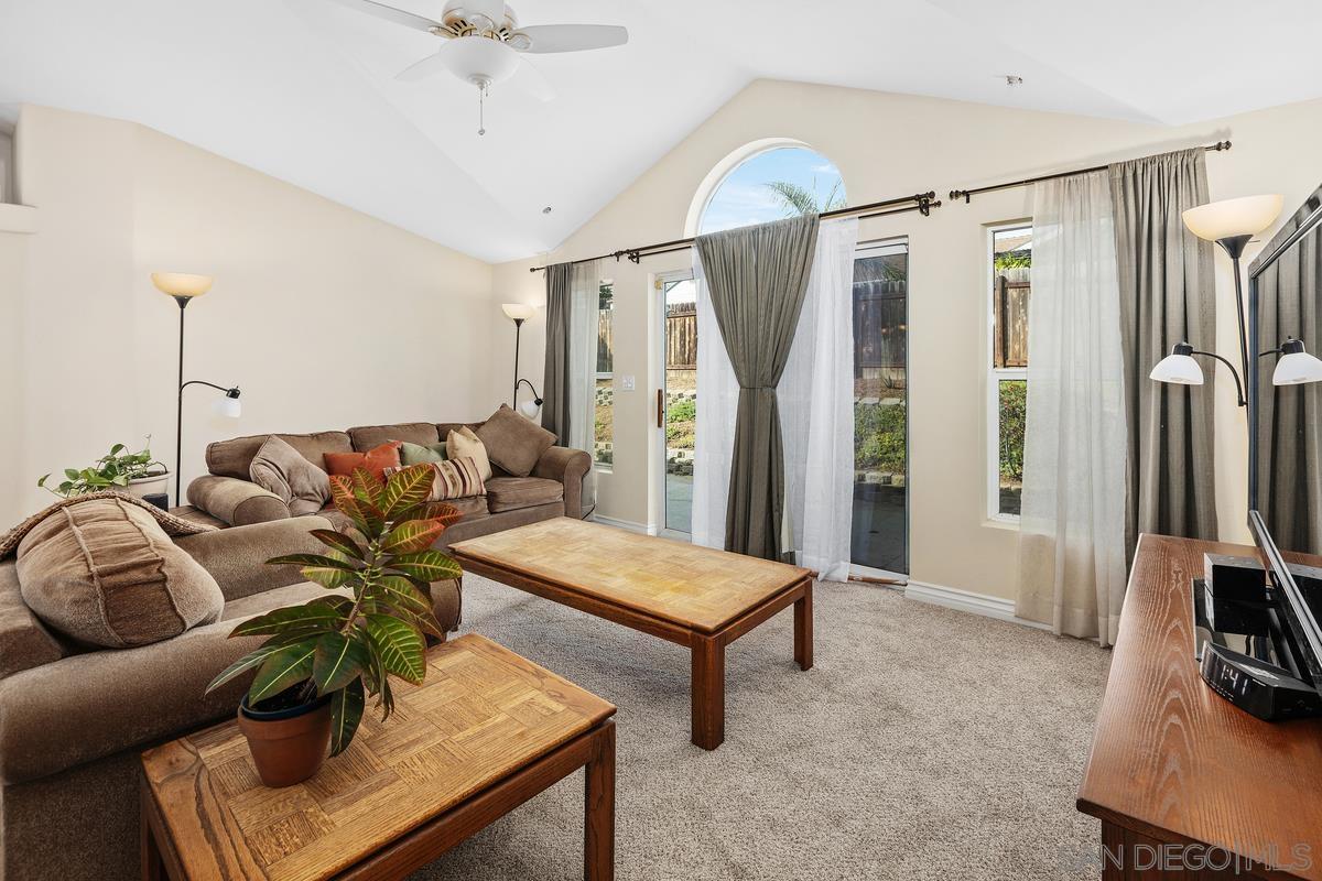 Detail Gallery Image 8 of 25 For 3691  Gracia Paseo, Spring Valley,  CA 91977 - 3 Beds | 2 Baths