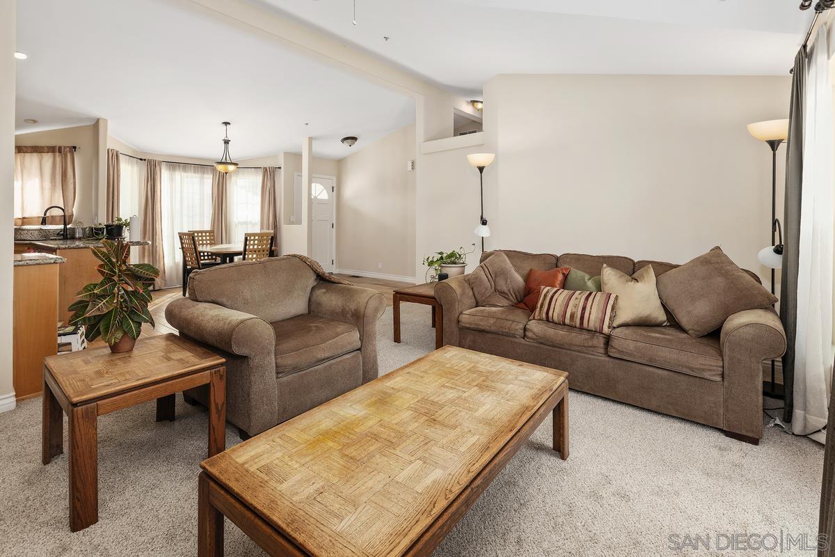 Detail Gallery Image 9 of 25 For 3691  Gracia Paseo, Spring Valley,  CA 91977 - 3 Beds | 2 Baths