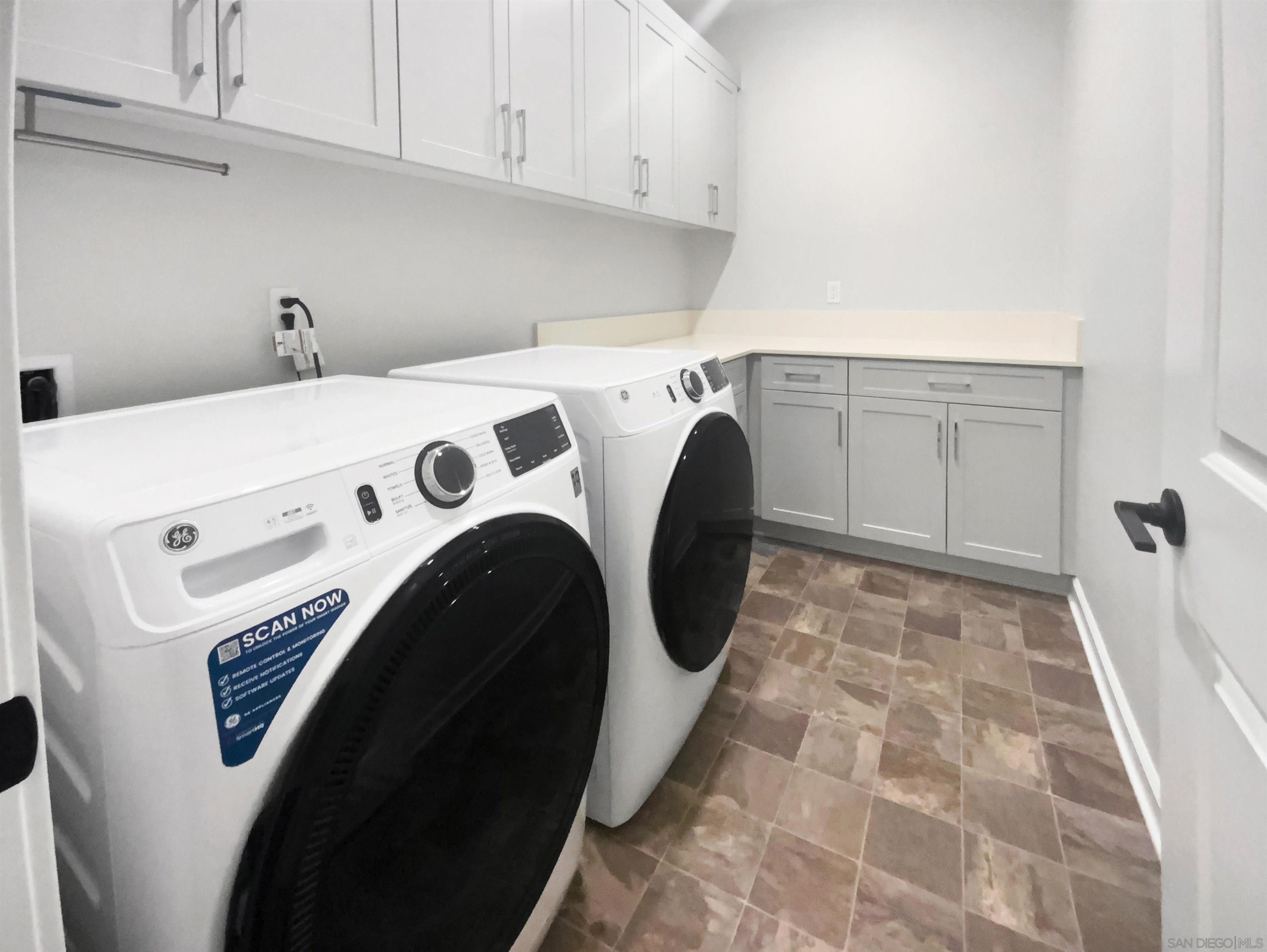 Detail Gallery Image 15 of 21 For 1206  Sunrise Vw  #102,  San Marcos,  CA 92078 - 3 Beds | 2/1 Baths