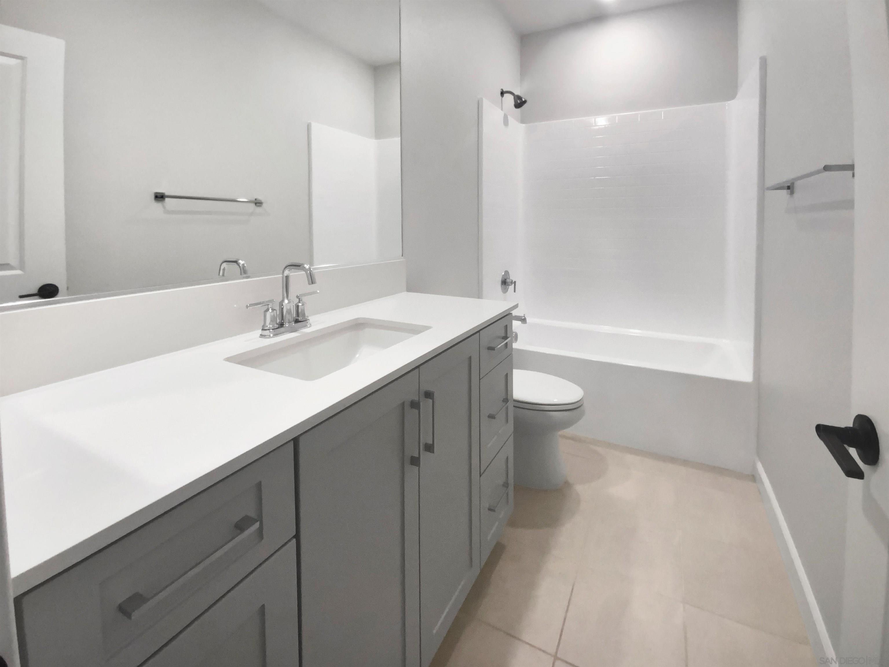 Detail Gallery Image 16 of 21 For 1206  Sunrise Vw  #102,  San Marcos,  CA 92078 - 3 Beds | 2/1 Baths