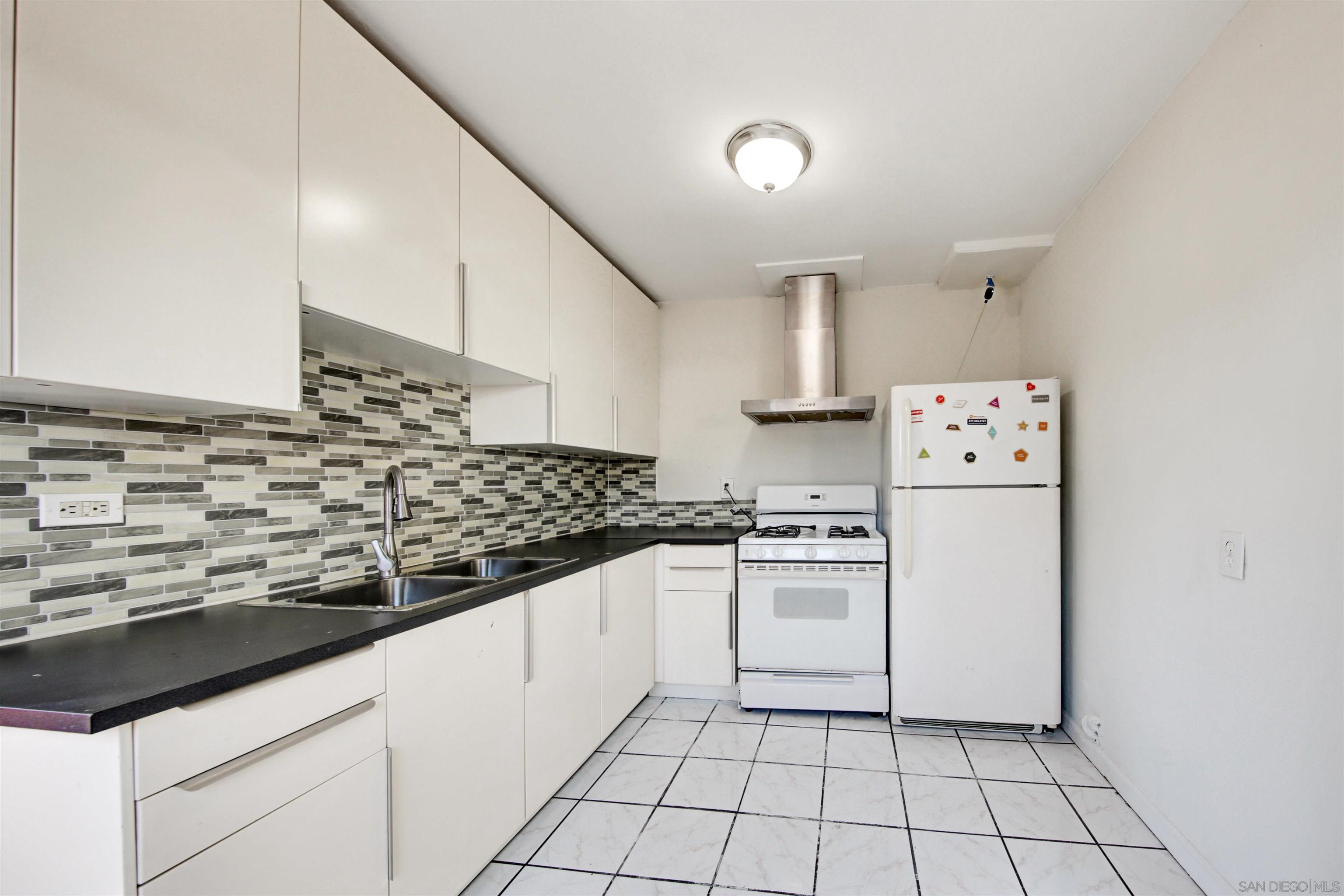 Detail Gallery Image 25 of 42 For 4221-23  Dwight St., San Diego,  CA 92105 - – Beds | – Baths