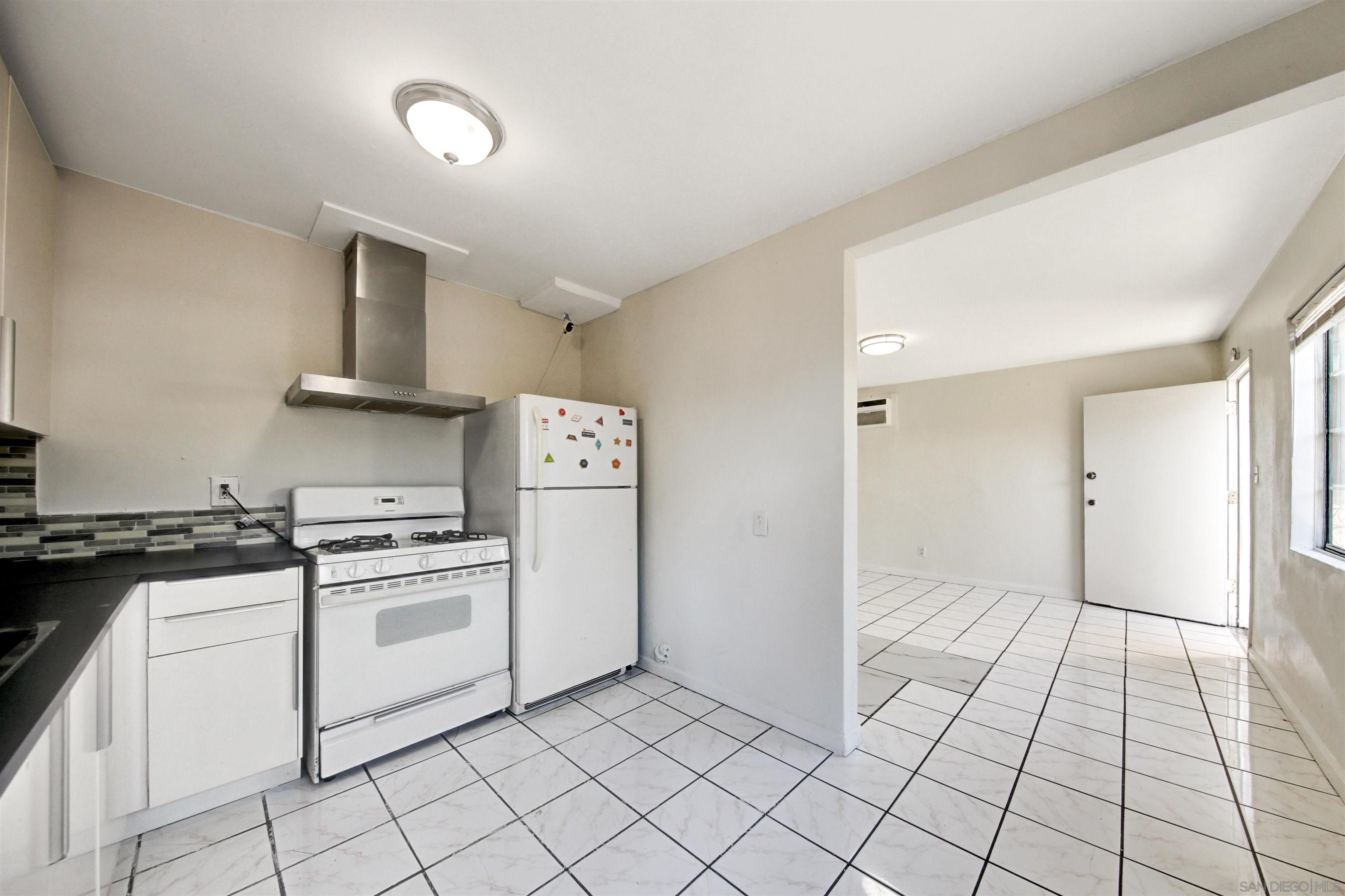 Detail Gallery Image 27 of 42 For 4221-23  Dwight St., San Diego,  CA 92105 - – Beds | – Baths