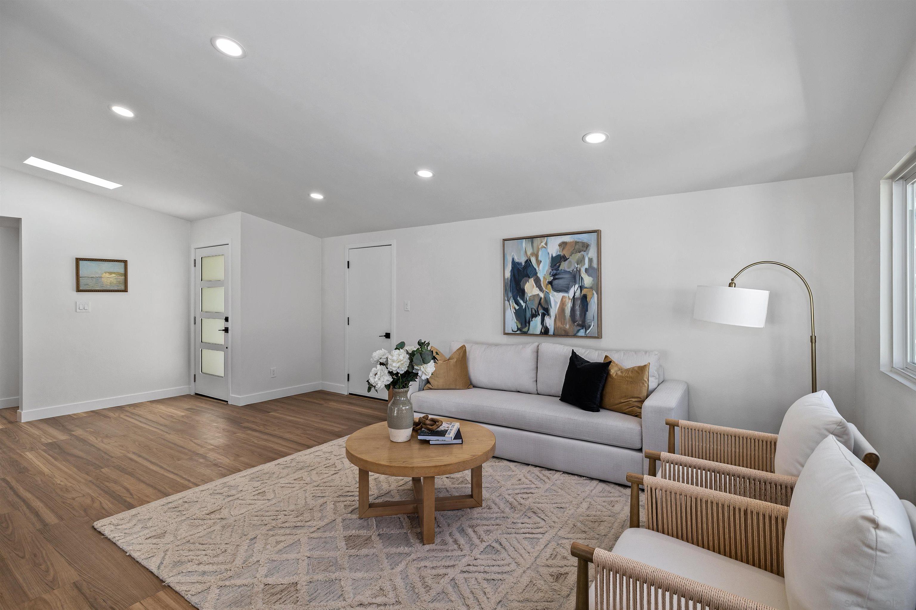 Detail Gallery Image 16 of 43 For 5284  Winthrop St, San Diego,  CA 92117 - 3 Beds | 2 Baths