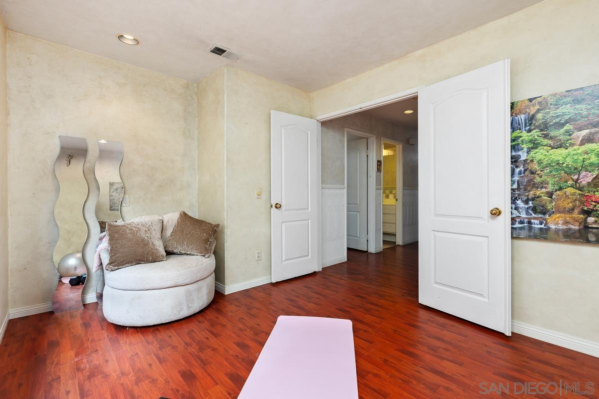 Detail Gallery Image 20 of 33 For 1672  Olympus Loop Dr, Vista,  CA 92081 - 3 Beds | 2 Baths