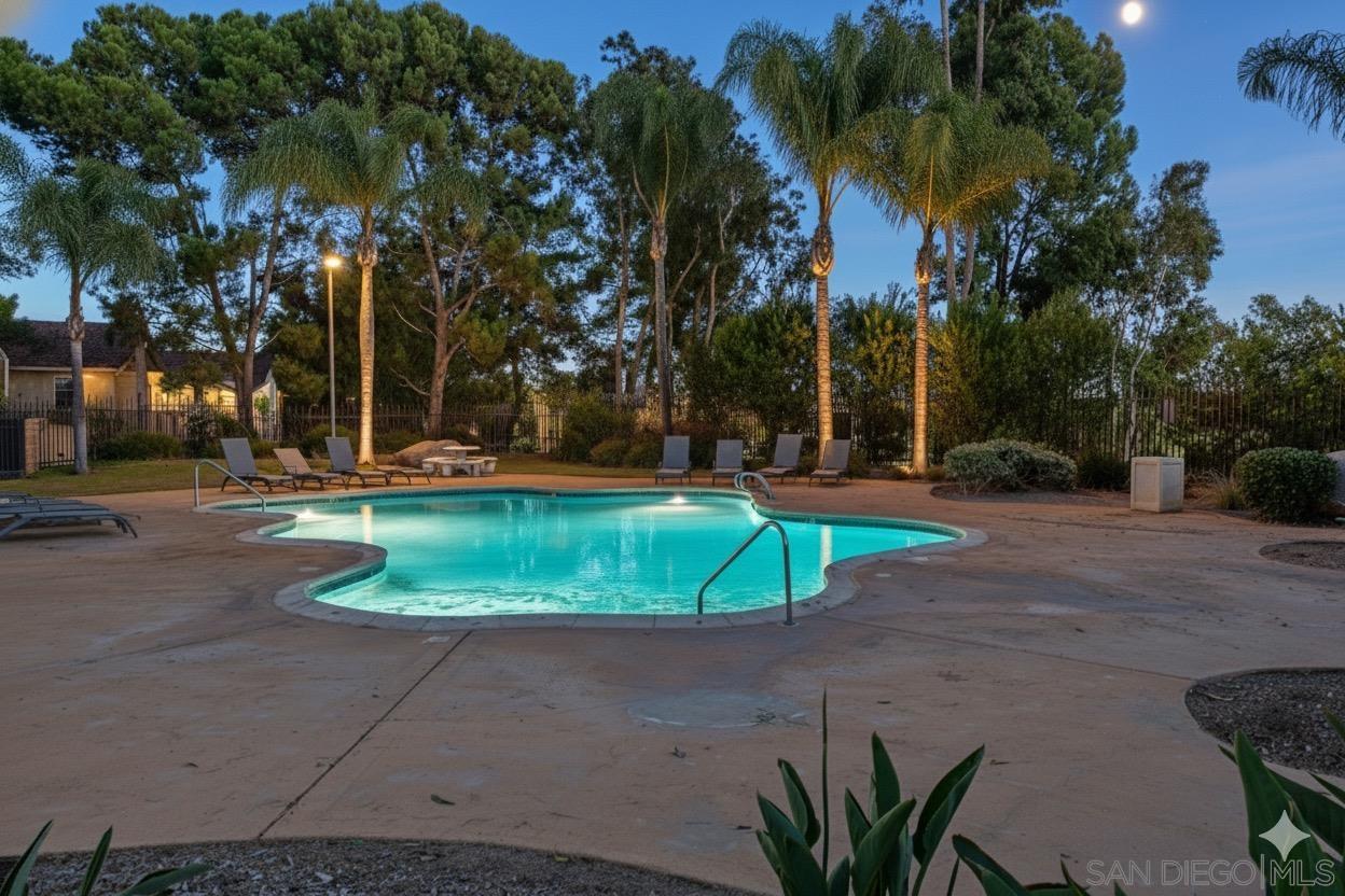 Detail Gallery Image 29 of 33 For 1672  Olympus Loop Dr, Vista,  CA 92081 - 3 Beds | 2 Baths