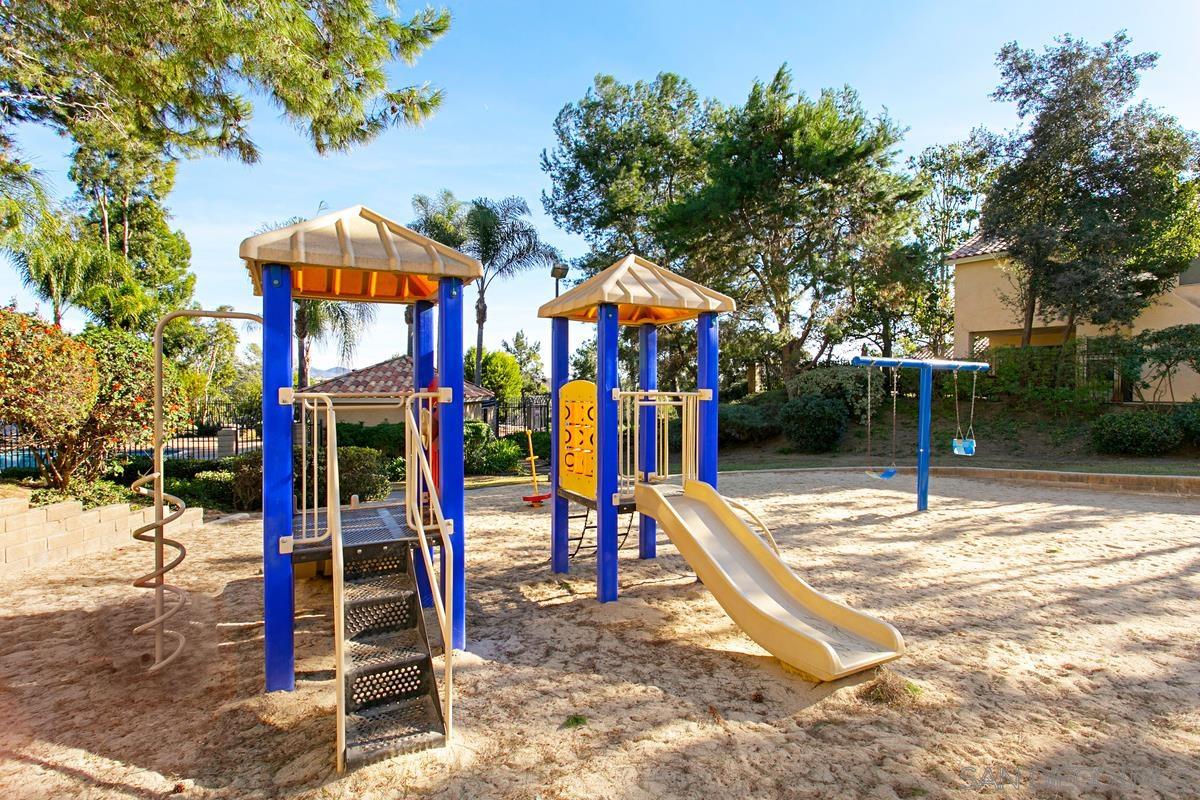 Detail Gallery Image 30 of 33 For 1672  Olympus Loop Dr, Vista,  CA 92081 - 3 Beds | 2 Baths