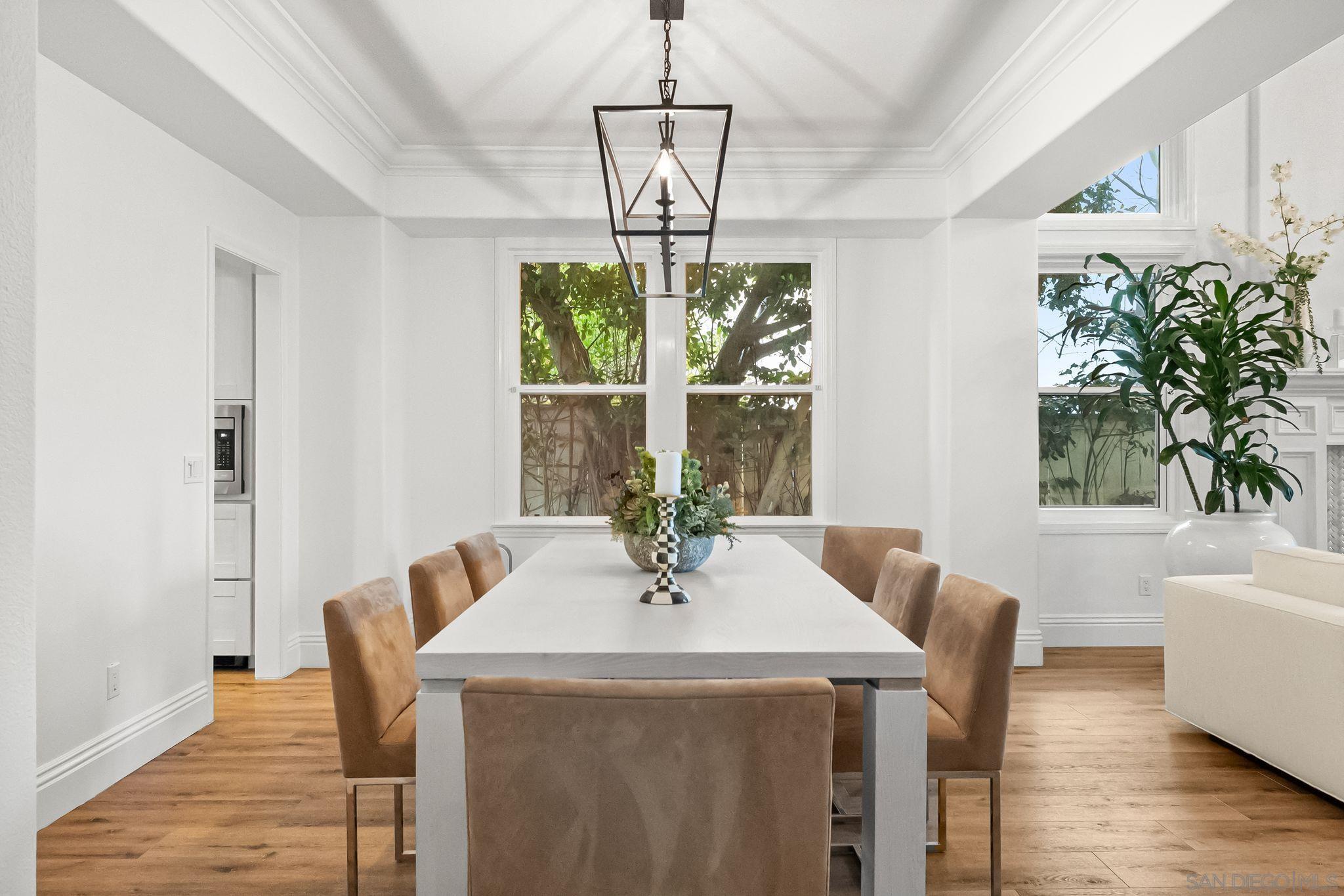 Detail Gallery Image 12 of 73 For 13092  Harwick Lane, San Diego,  CA 92130 - 6 Beds | 5 Baths