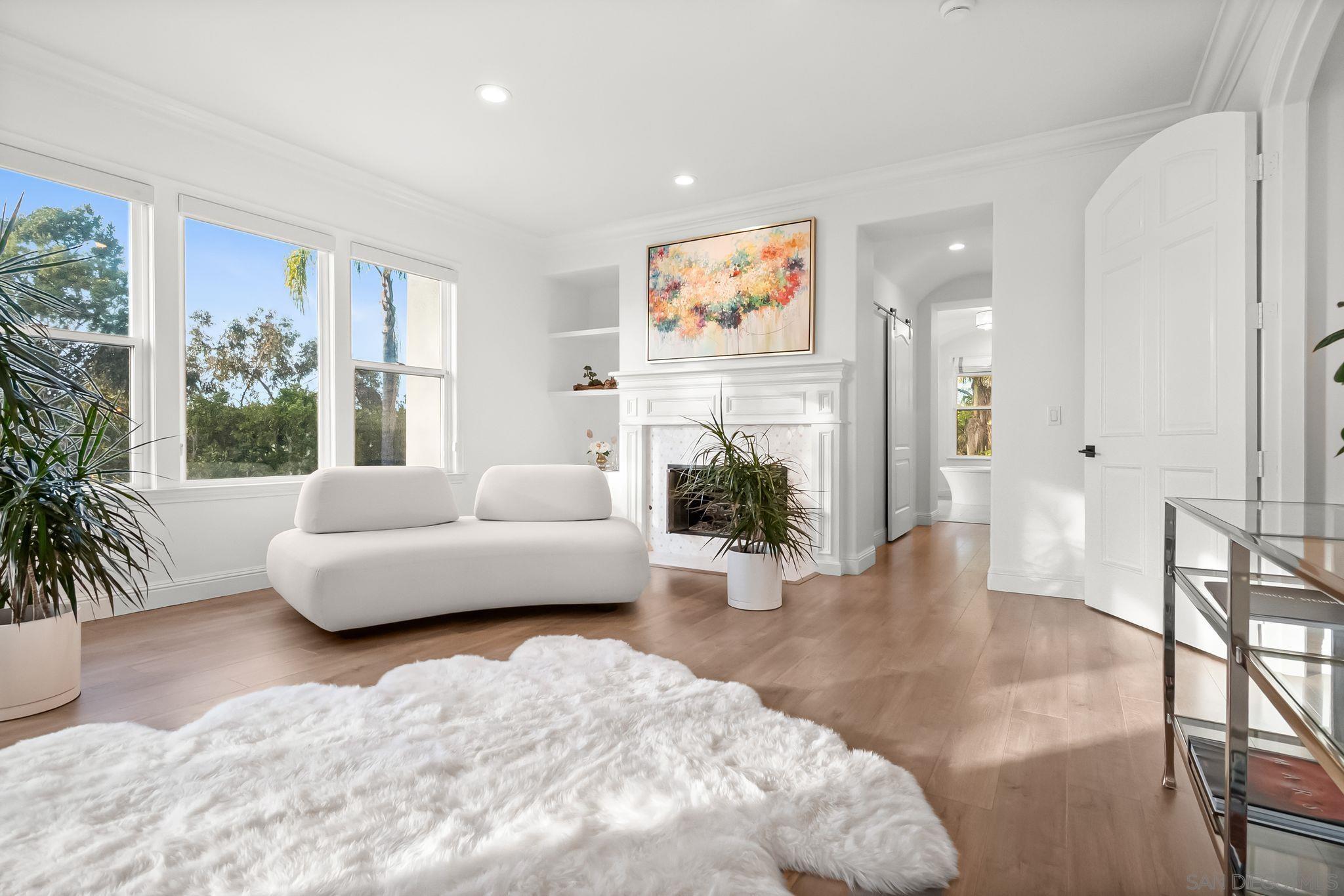 Detail Gallery Image 27 of 73 For 13092  Harwick Lane, San Diego,  CA 92130 - 6 Beds | 5 Baths