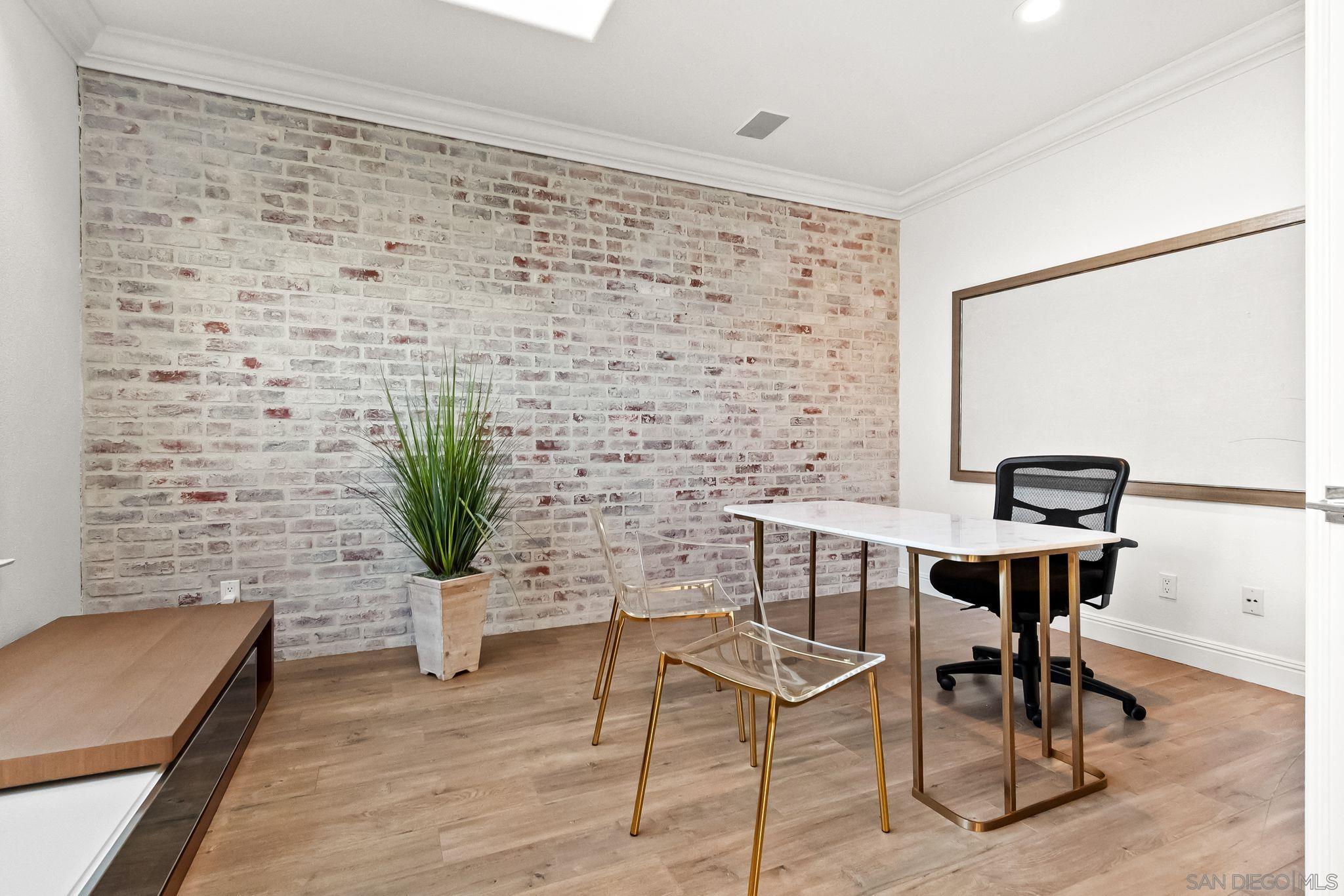 Detail Gallery Image 43 of 73 For 13092  Harwick Lane, San Diego,  CA 92130 - 6 Beds | 5 Baths