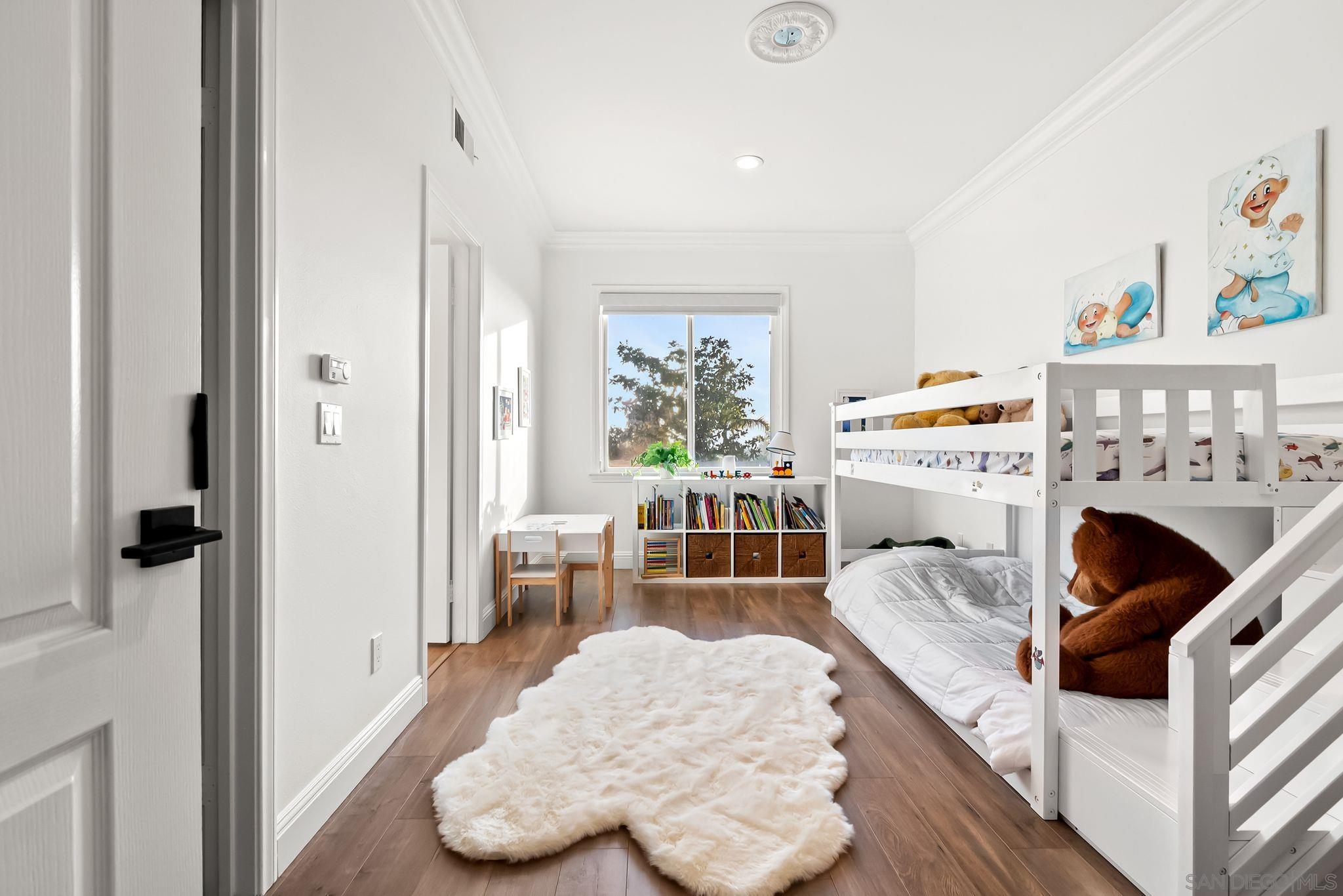 Detail Gallery Image 45 of 73 For 13092  Harwick Lane, San Diego,  CA 92130 - 6 Beds | 5 Baths