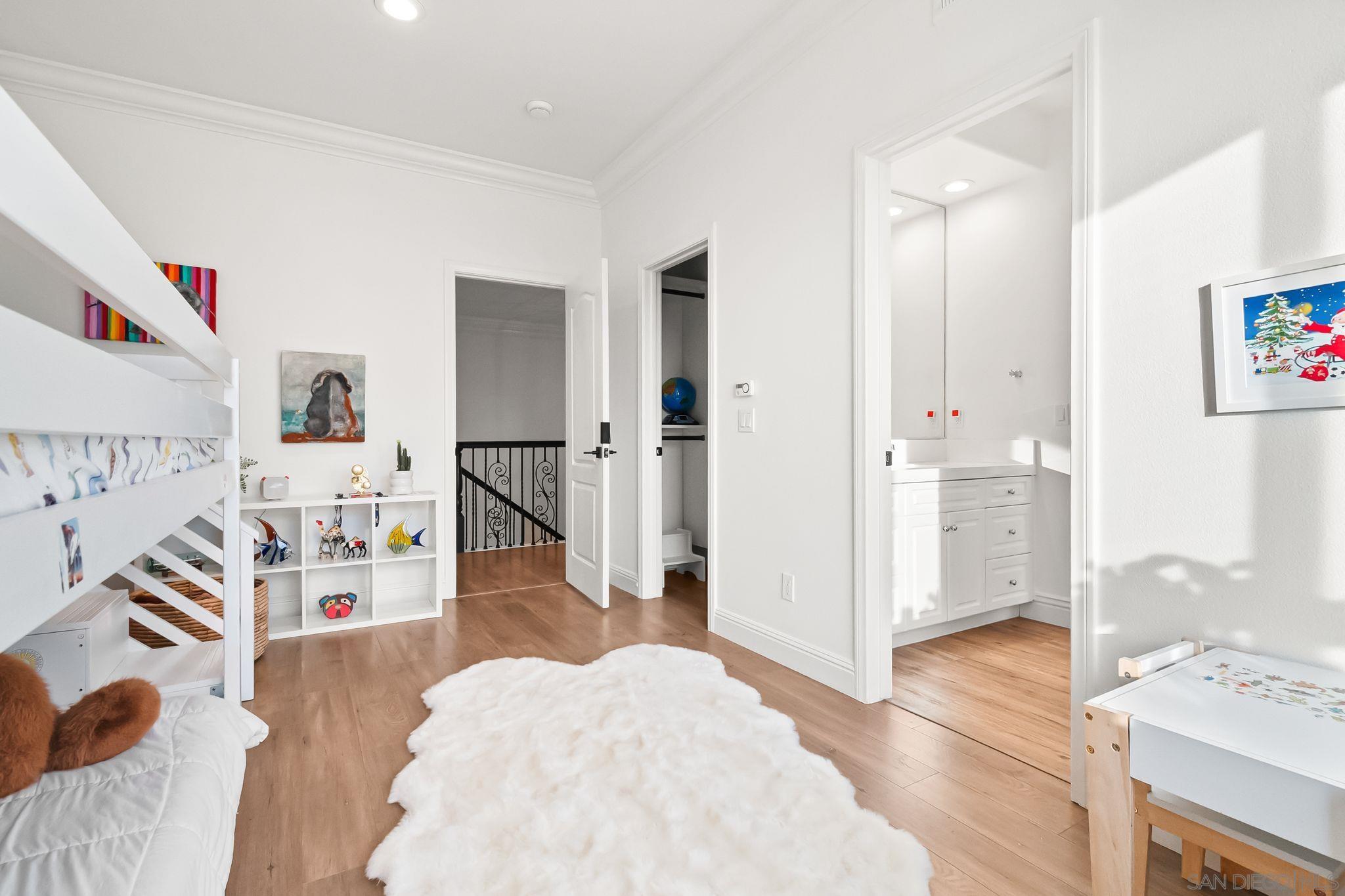 Detail Gallery Image 48 of 73 For 13092  Harwick Lane, San Diego,  CA 92130 - 6 Beds | 5 Baths