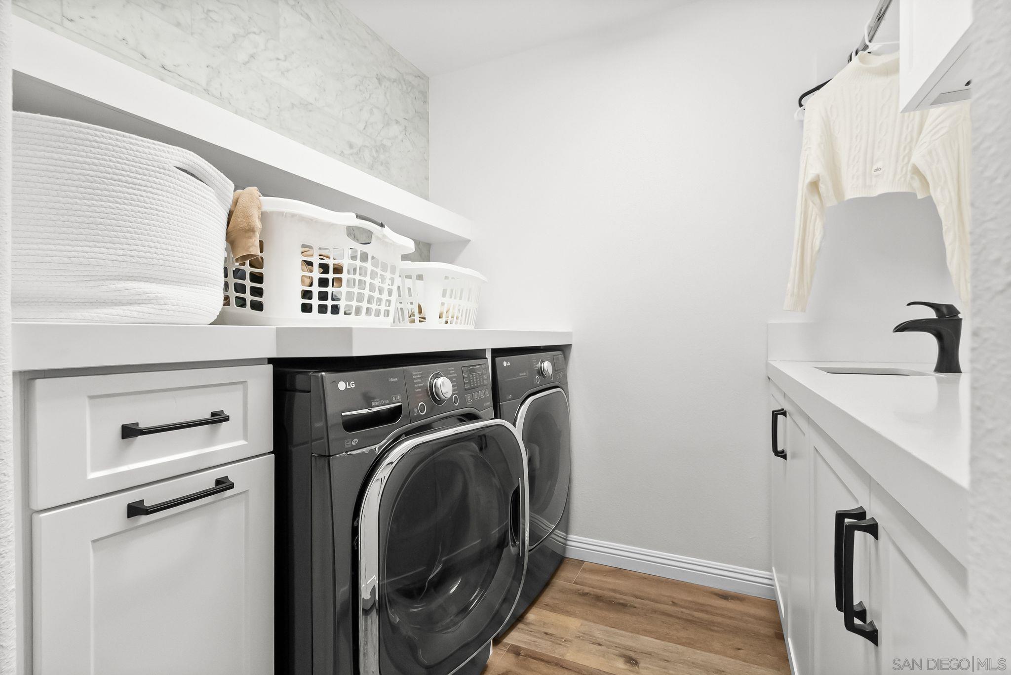 Detail Gallery Image 55 of 73 For 13092  Harwick Lane, San Diego,  CA 92130 - 6 Beds | 5 Baths