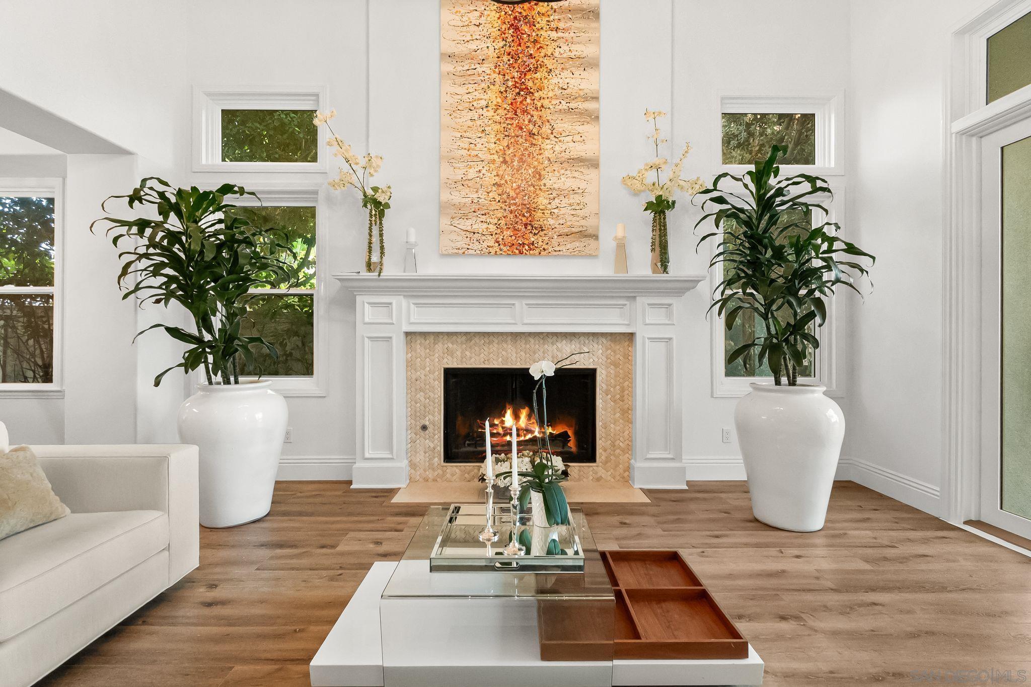 Detail Gallery Image 9 of 73 For 13092  Harwick Lane, San Diego,  CA 92130 - 6 Beds | 5 Baths